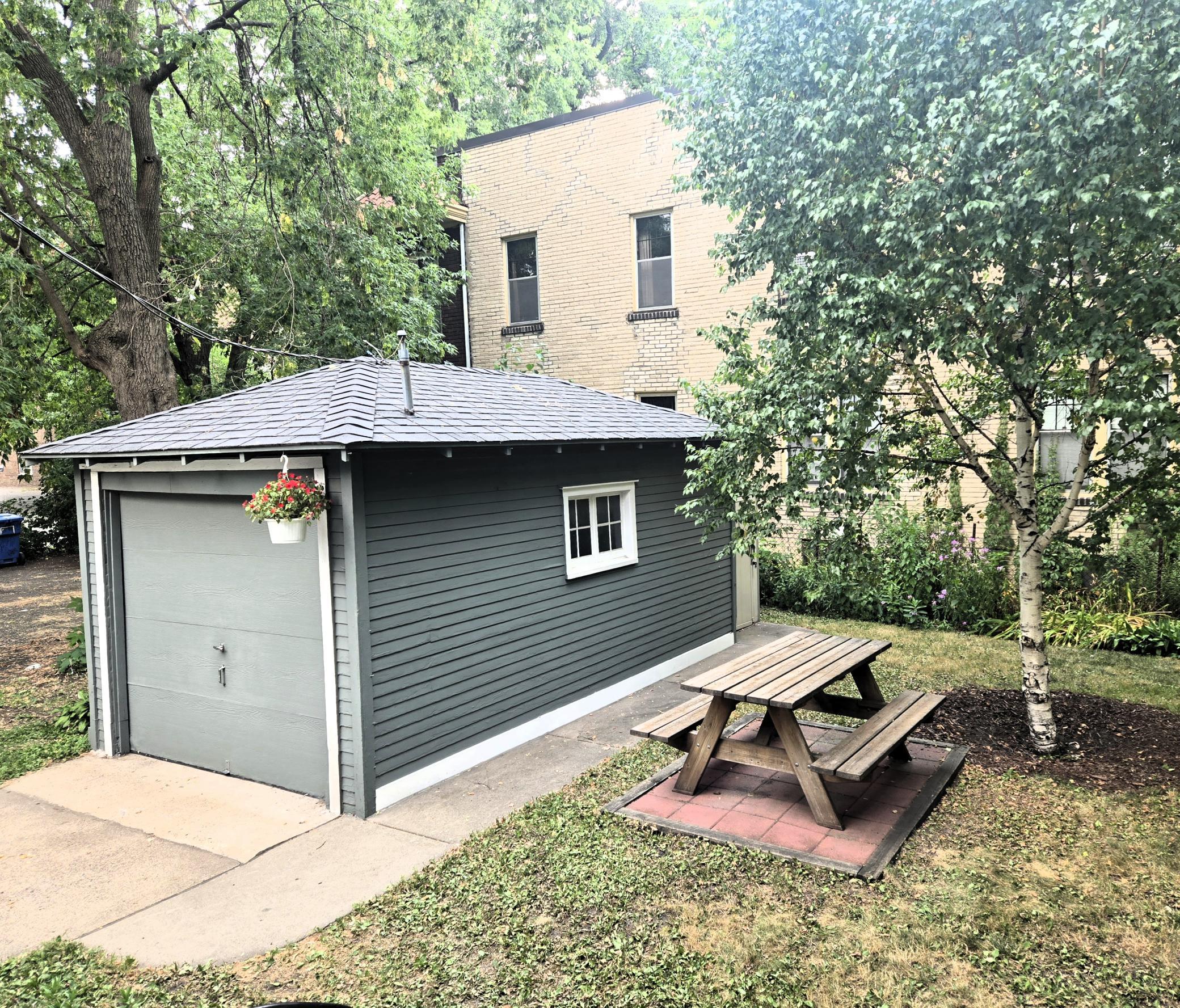 View of Residential Income at 505 8th Avenue, Minneapolis MN 55414, Minneapolis (26 of 28) - Mike Wilen | Minnesota Team Real Estate