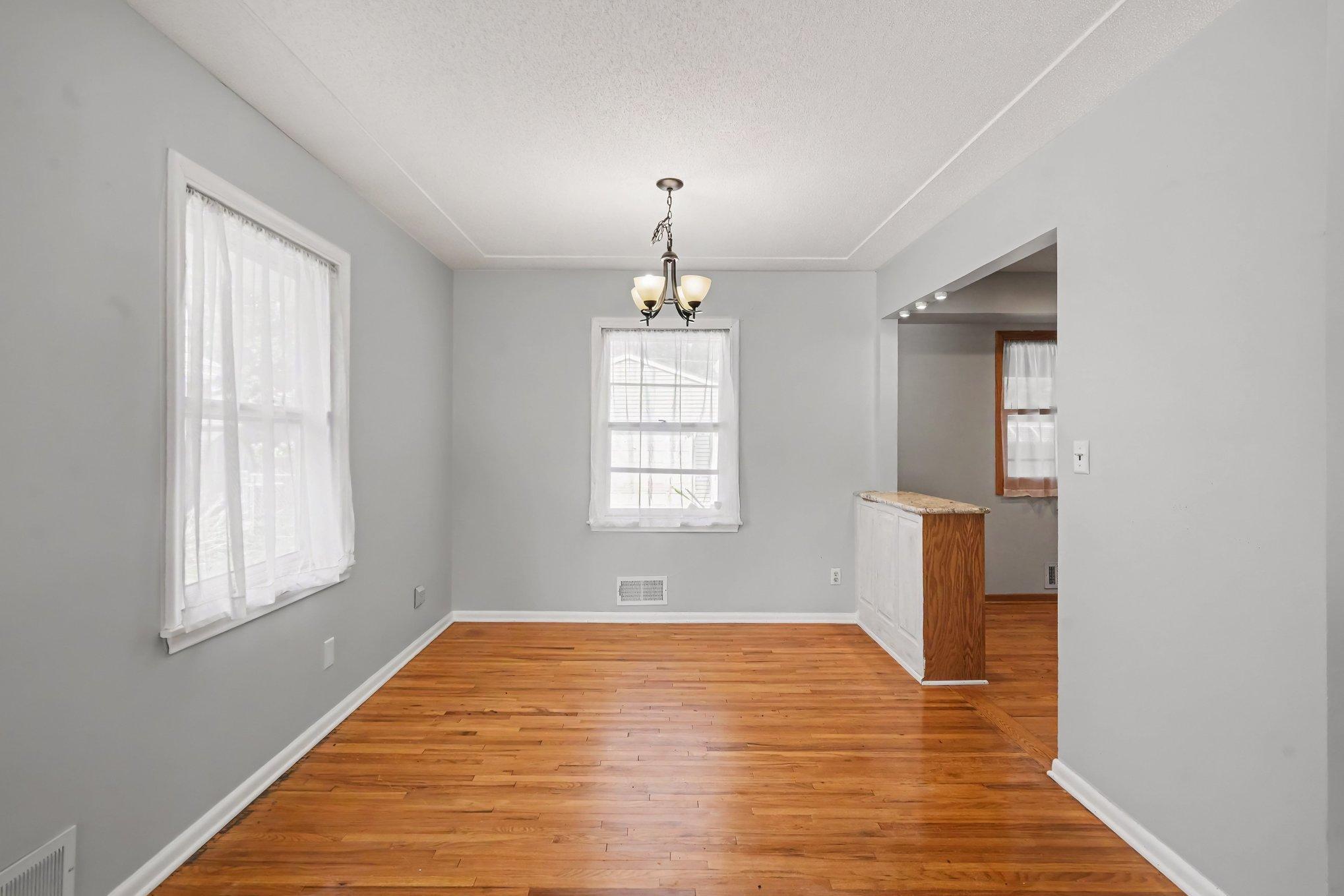View of Residential at 1937 Morgan Avenue, Saint Paul MN 55116, Saint Paul (10 of 27) - Mike Wilen | Minnesota Team Real Estate