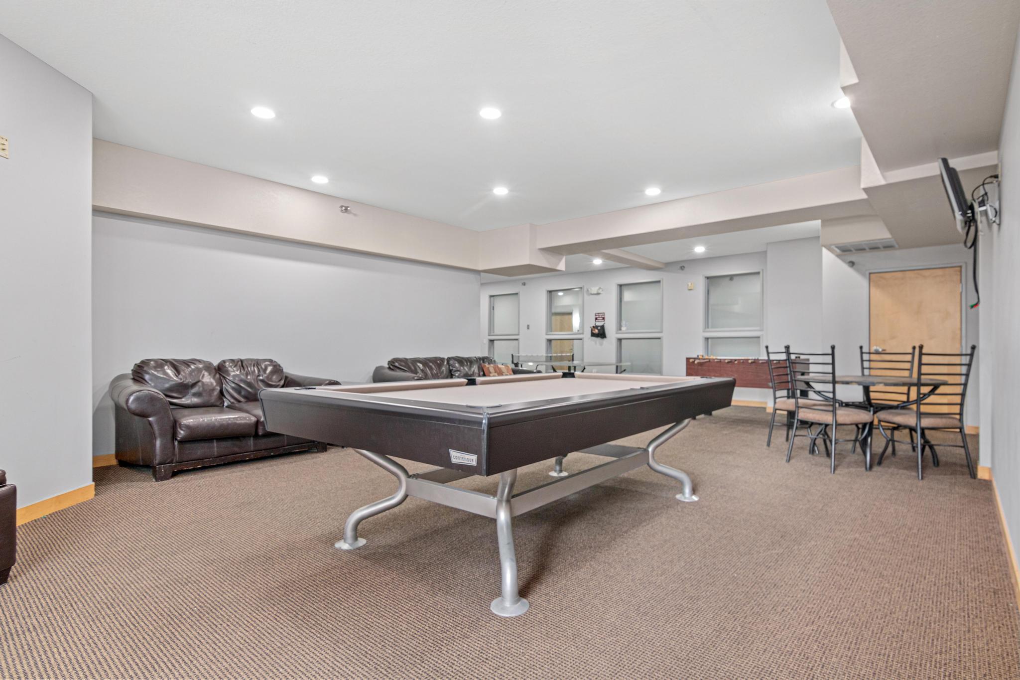 View of Residential at 2600 University Avenue #319, Minneapolis MN 55414, Minneapolis (20 of 24) - Mike Wilen | Minnesota Team Real Estate