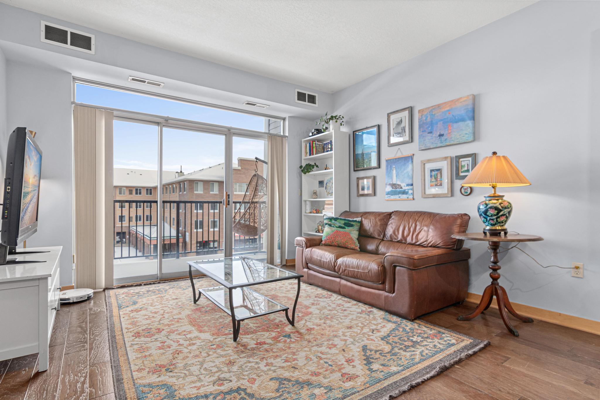 View of Residential at 2600 University Avenue #319, Minneapolis MN 55414, Minneapolis (6 of 24) - Mike Wilen | Minnesota Team Real Estate