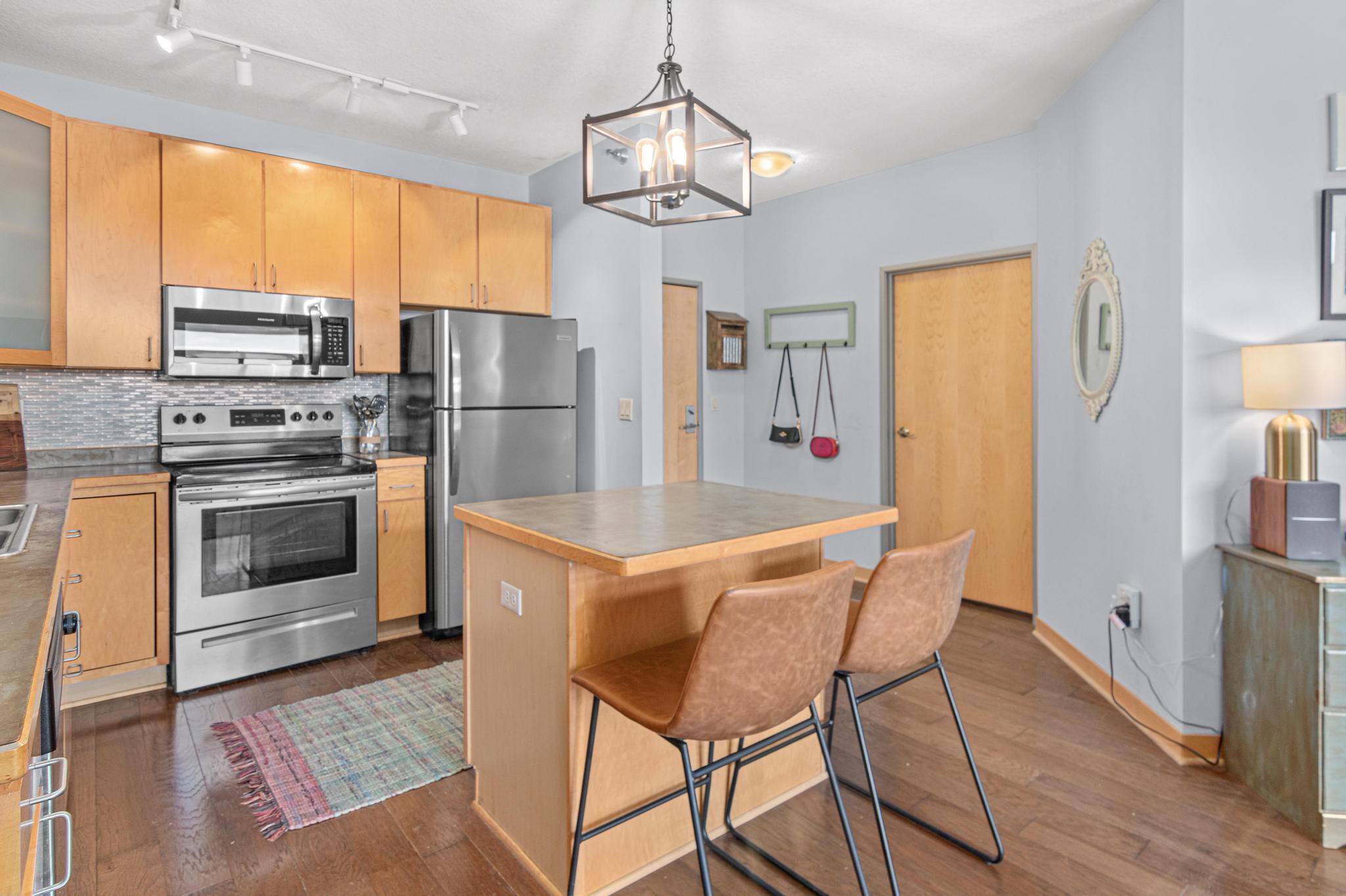 View of Residential at 2600 University Avenue #319, Minneapolis MN 55414, Minneapolis (3 of 24) - Mike Wilen | Minnesota Team Real Estate