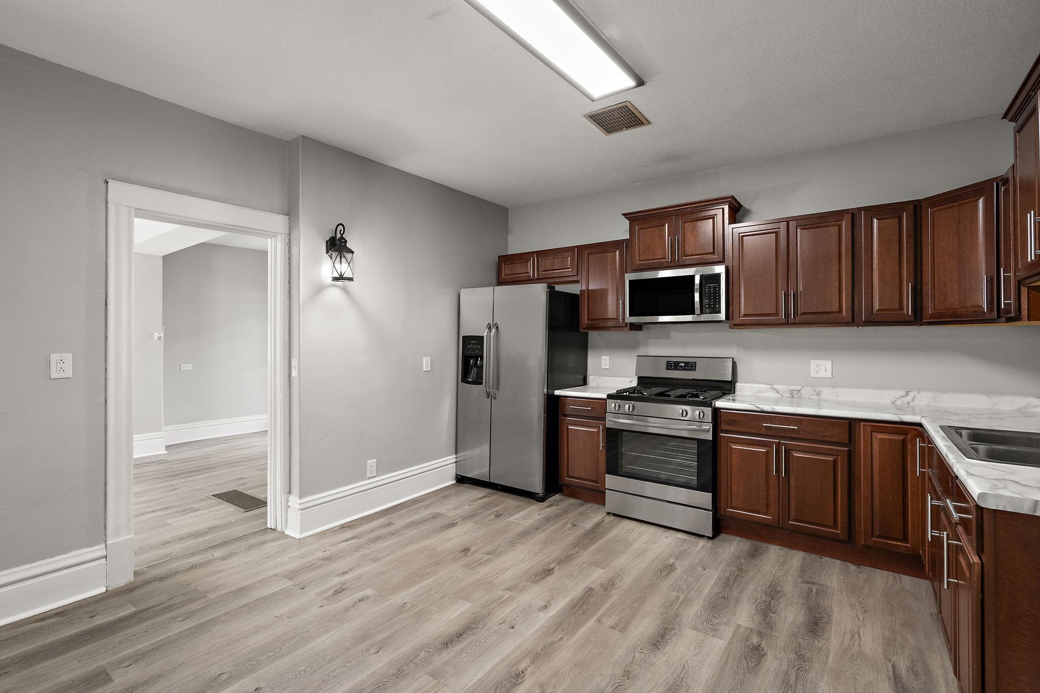 View of Residential Income at 820 18th Avenue, Minneapolis MN 55411, Minneapolis (18 of 34) - Mike Wilen | Minnesota Team Real Estate