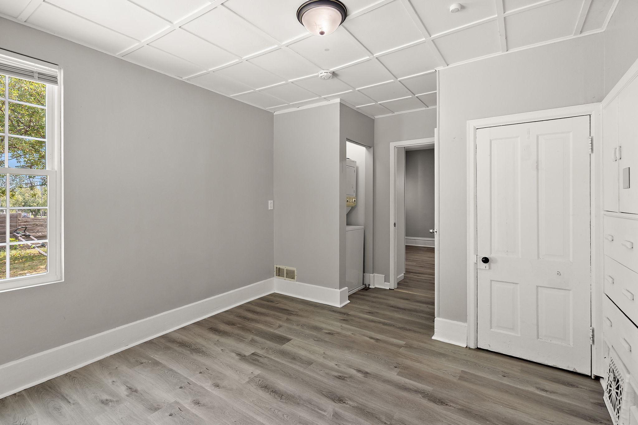 View of Residential Income at 820 18th Avenue, Minneapolis MN 55411, Minneapolis (15 of 34) - Mike Wilen | Minnesota Team Real Estate