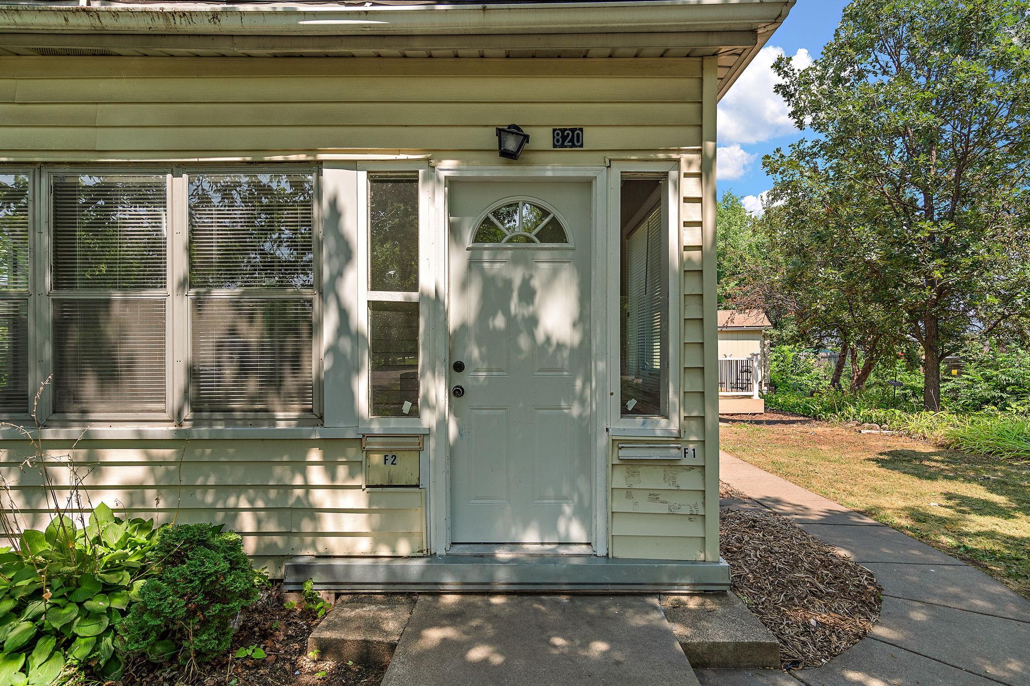 View of Residential Income at 820 18th Avenue, Minneapolis MN 55411, Minneapolis (8 of 34) - Mike Wilen | Minnesota Team Real Estate