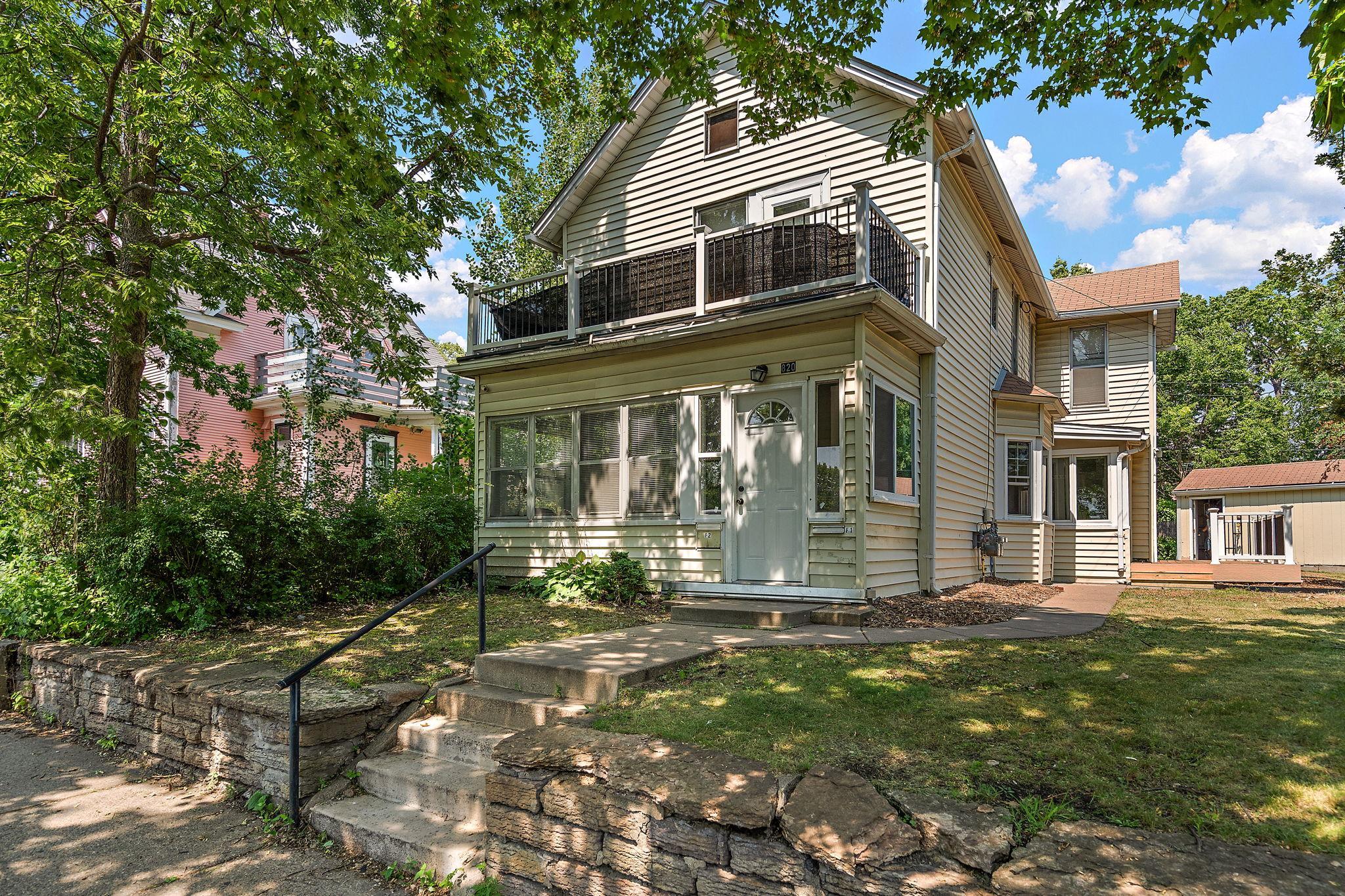 View of Residential Income at 820 18th Avenue, Minneapolis MN 55411, Minneapolis (4 of 34) - Mike Wilen | Minnesota Team Real Estate