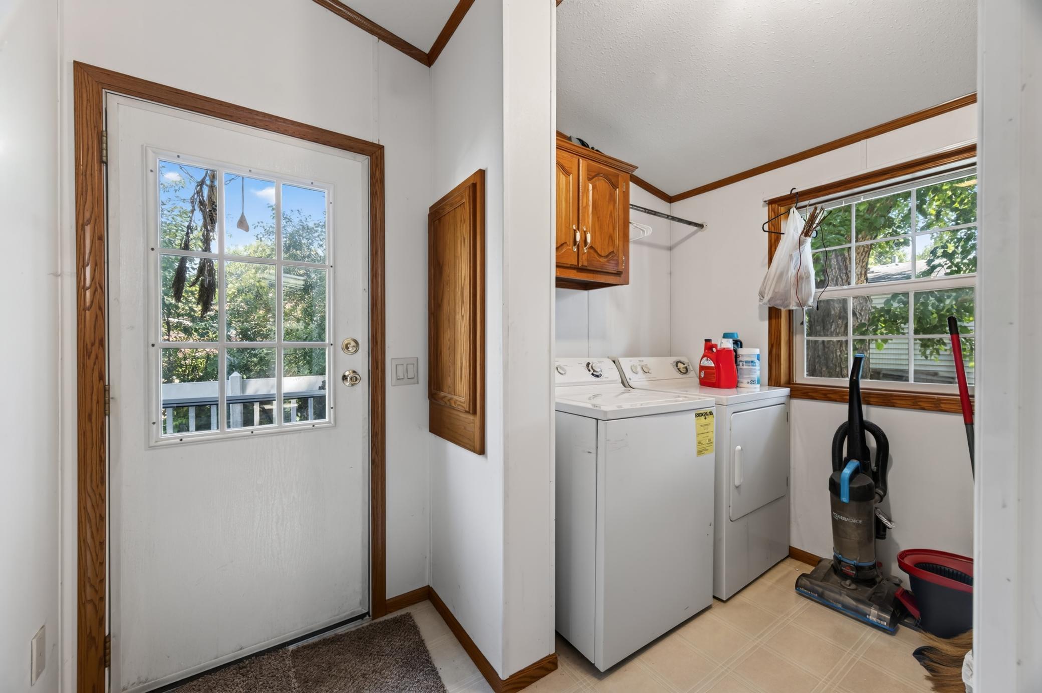 View of Residential at 2679 Ryan Drive, Maplewood MN 55119, Maplewood (23 of 28) - Mike Wilen | Minnesota Team Real Estate