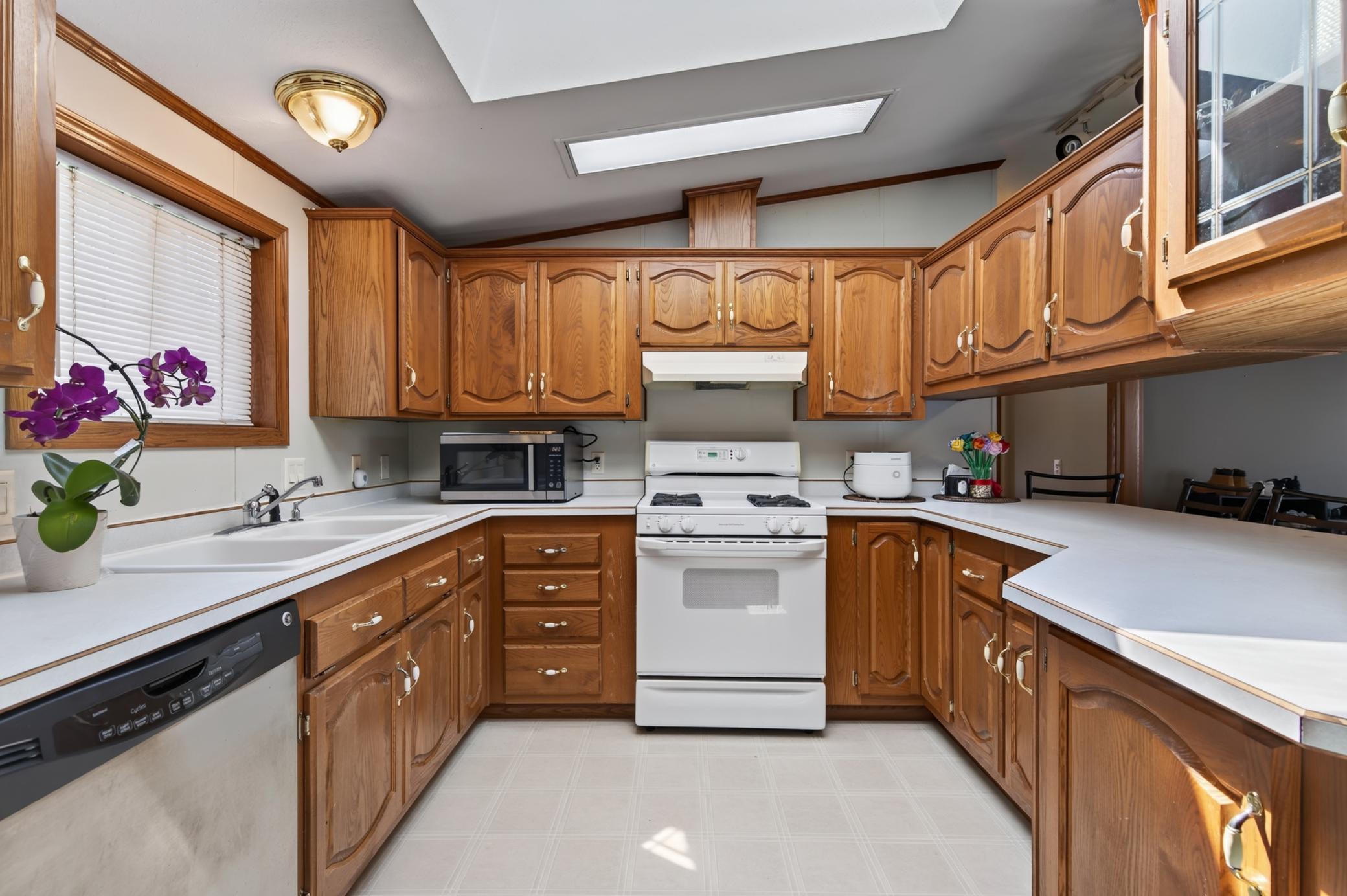 View of Residential at 2679 Ryan Drive, Maplewood MN 55119, Maplewood (9 of 28) - Mike Wilen | Minnesota Team Real Estate