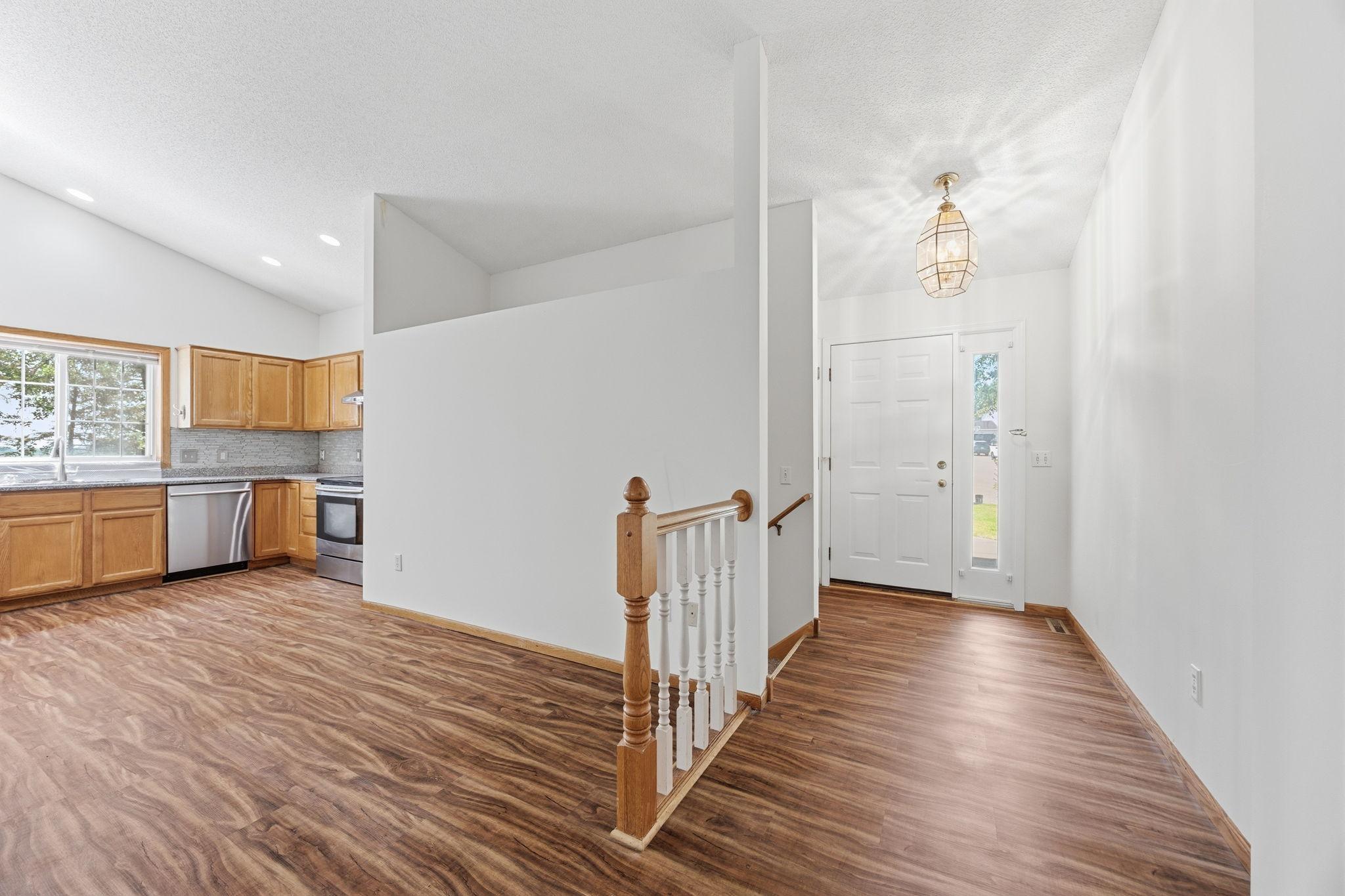 View of Residential at 16036 Goodview Court, Lakeville MN 55044, Lakeville (9 of 25) - Mike Wilen | Minnesota Team Real Estate