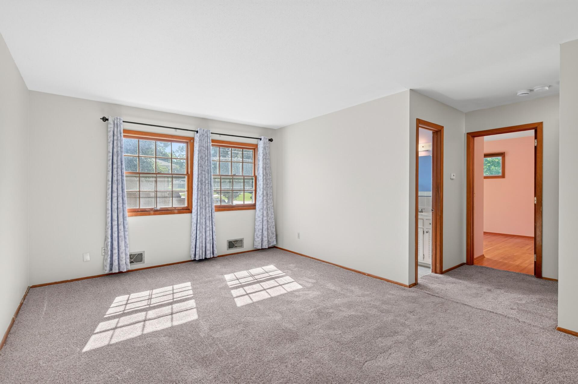 View of Residential at 6124 Gettysburg Avenue, New Hope MN 55428, New Hope (12 of 38) - Mike Wilen | Minnesota Team Real Estate