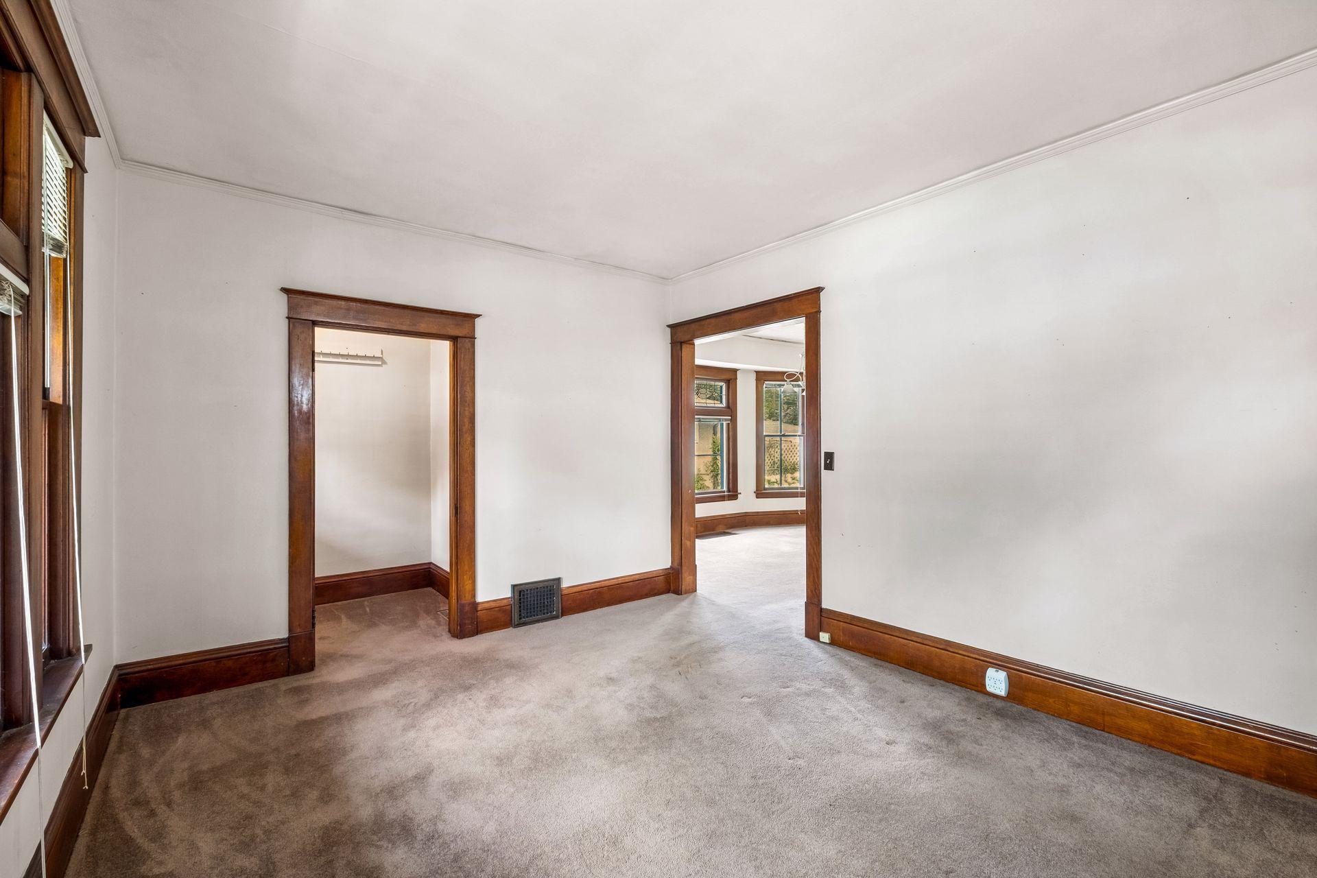 View of Residential at 810 Randolph Avenue, Saint Paul MN 55102, Saint Paul (6 of 28) - Mike Wilen | Minnesota Team Real Estate