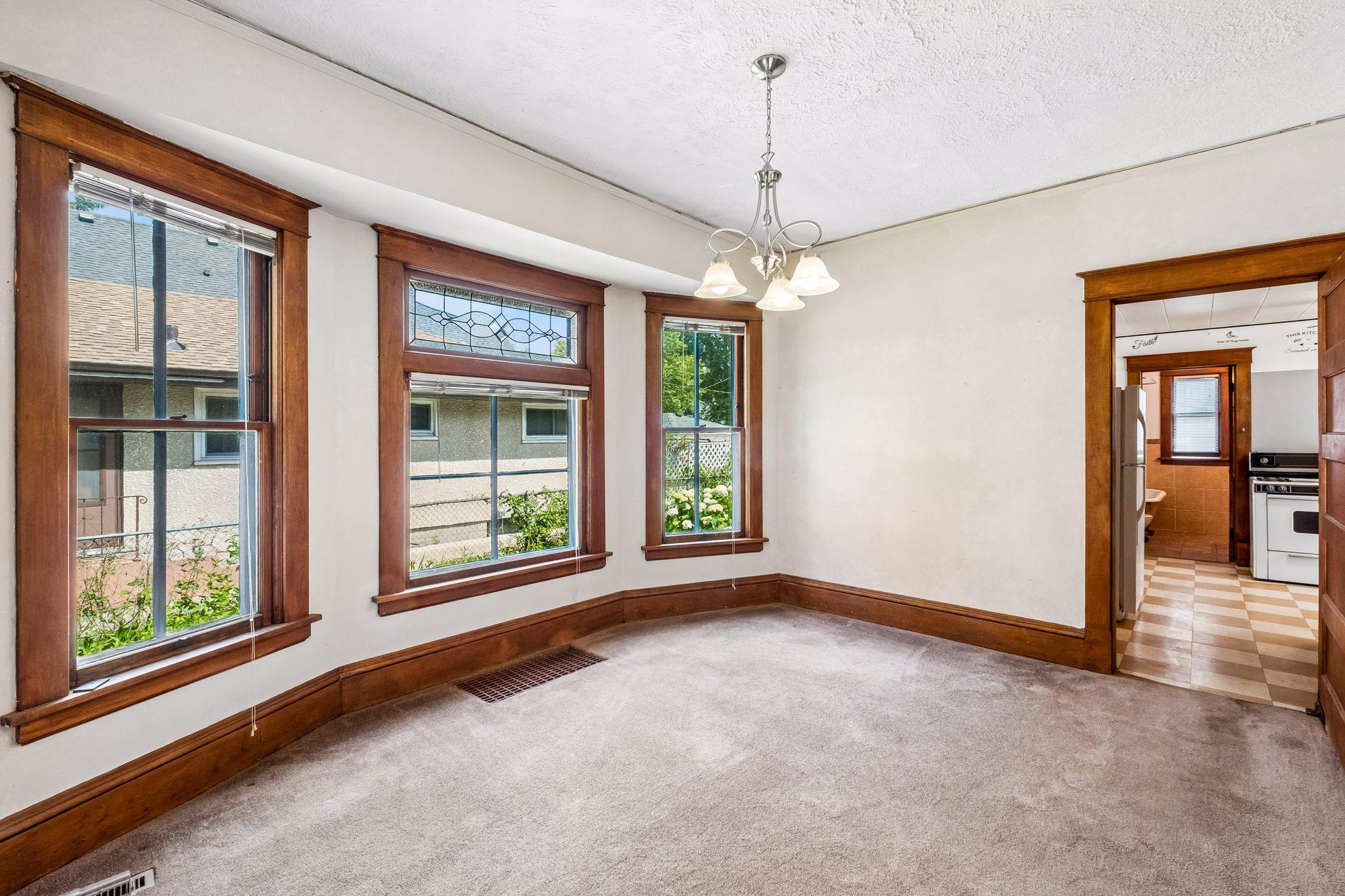 View of Residential at 810 Randolph Avenue, Saint Paul MN 55102, Saint Paul (9 of 28) - Mike Wilen | Minnesota Team Real Estate