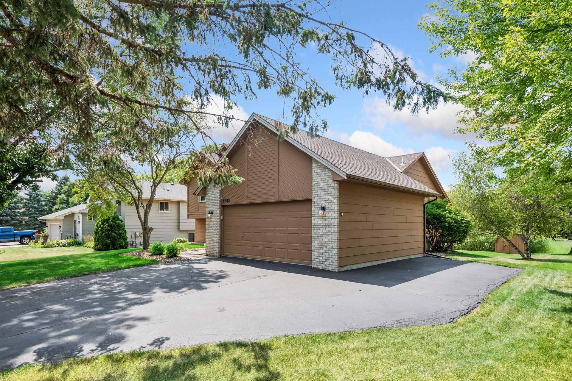 View of Residential at 8585 Chanhassen Hills Drive, Chanhassen MN 55317, Chanhassen (4 of 27) - Mike Wilen | Minnesota Team Real Estate