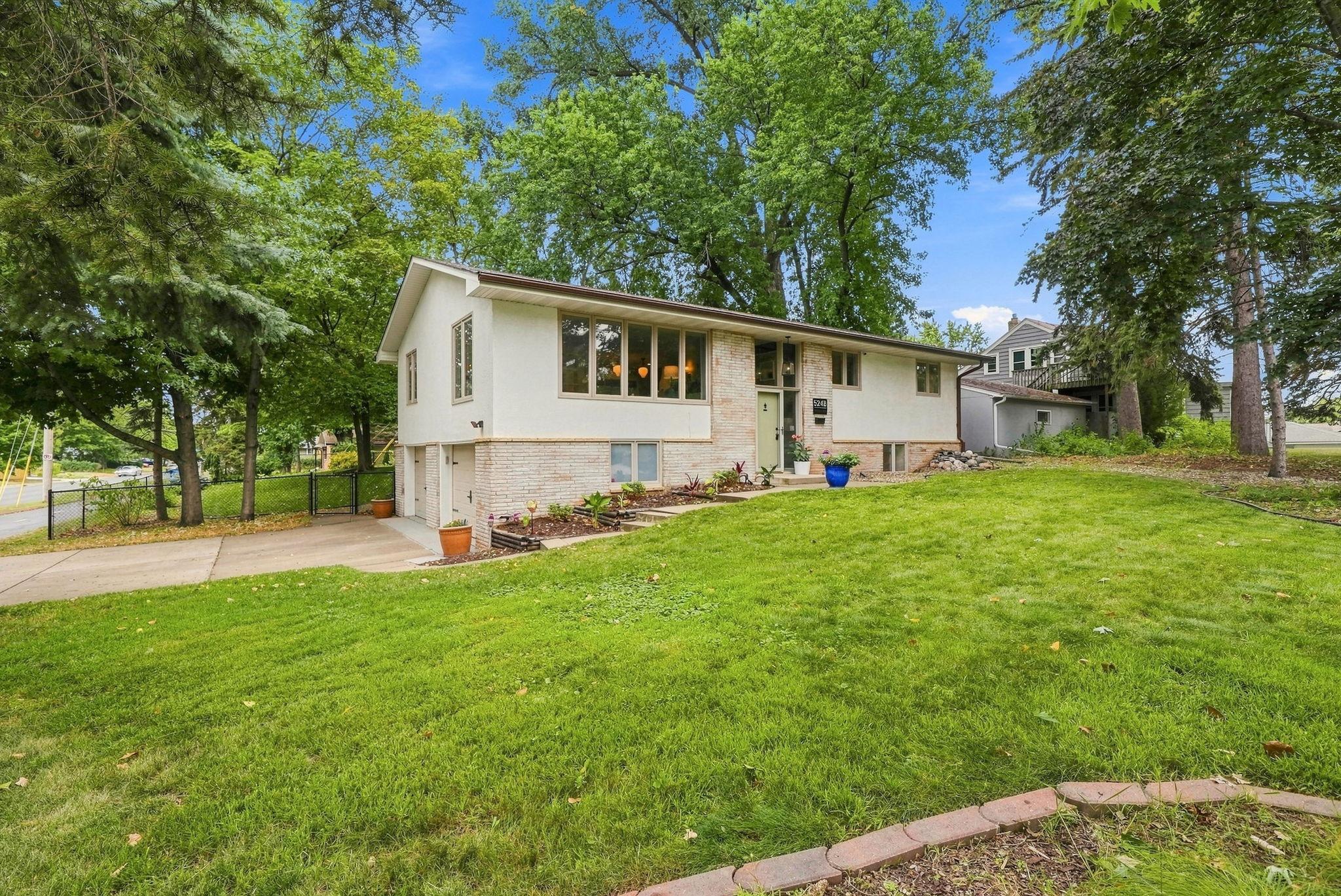 View of Residential at 5248 France Avenue, Brooklyn Center MN 55429, Brooklyn Center (54 of 58) - Mike Wilen | Minnesota Team Real Estate