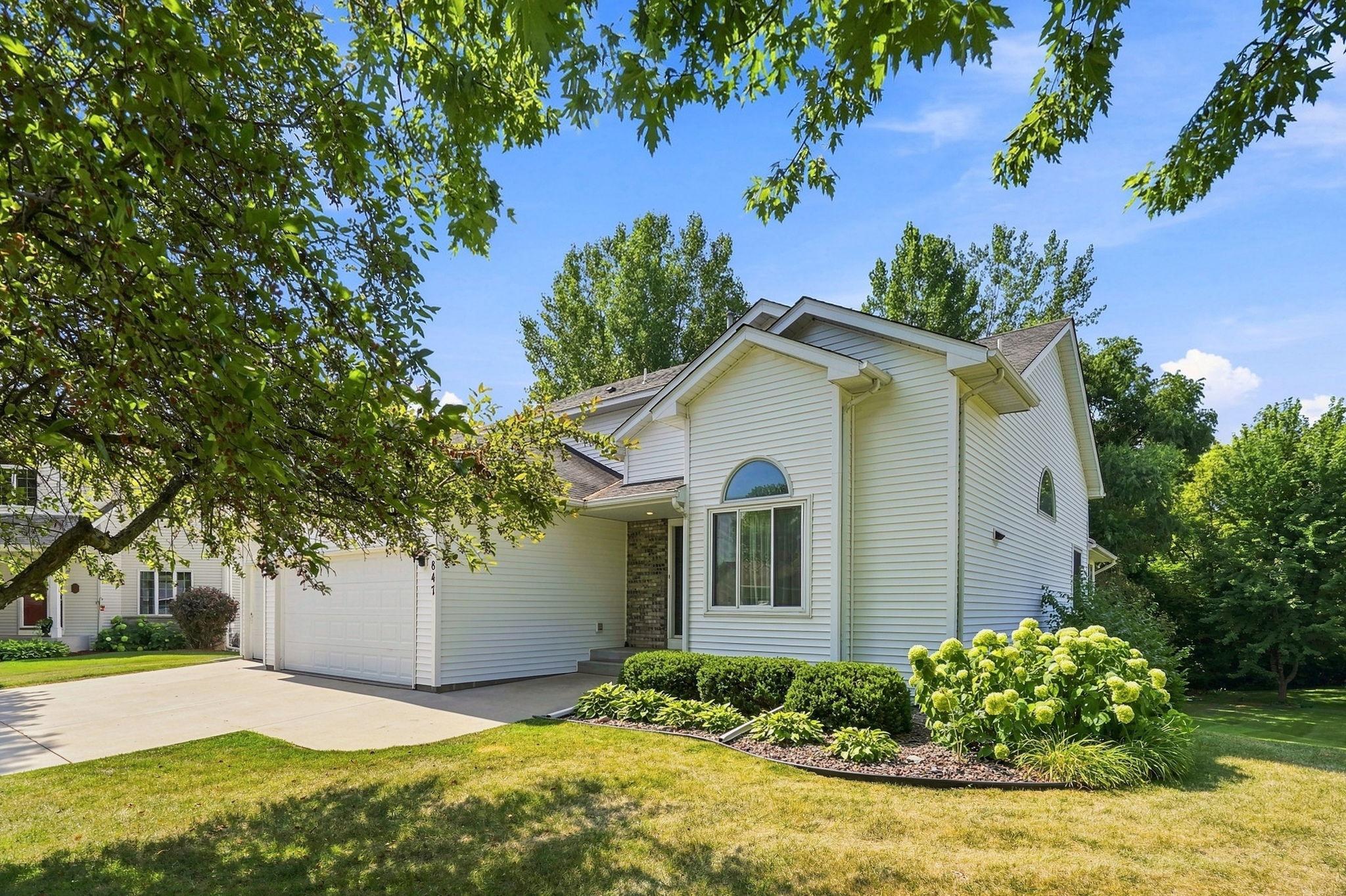 View of Residential at 847 Vista Circle, Delano MN 55328, Delano (35 of 48) - Mike Wilen | Minnesota Team Real Estate