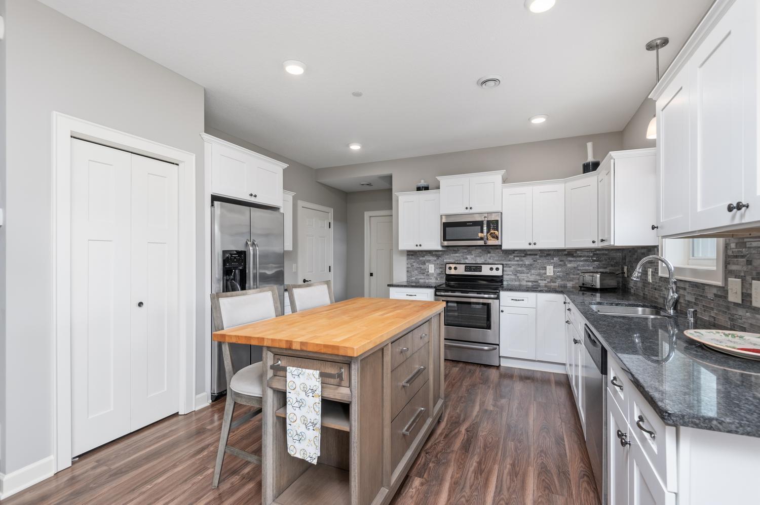 View of Residential at 573 Ravencroft Road, Waconia MN 55387, Waconia (11 of 28) - Mike Wilen | Minnesota Team Real Estate