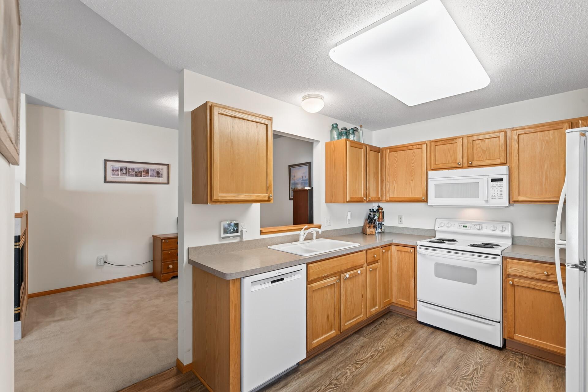 View of Residential at 10478 Bay View Lane, Woodbury MN 55129, Woodbury (17 of 46) - Mike Wilen | Minnesota Team Real Estate