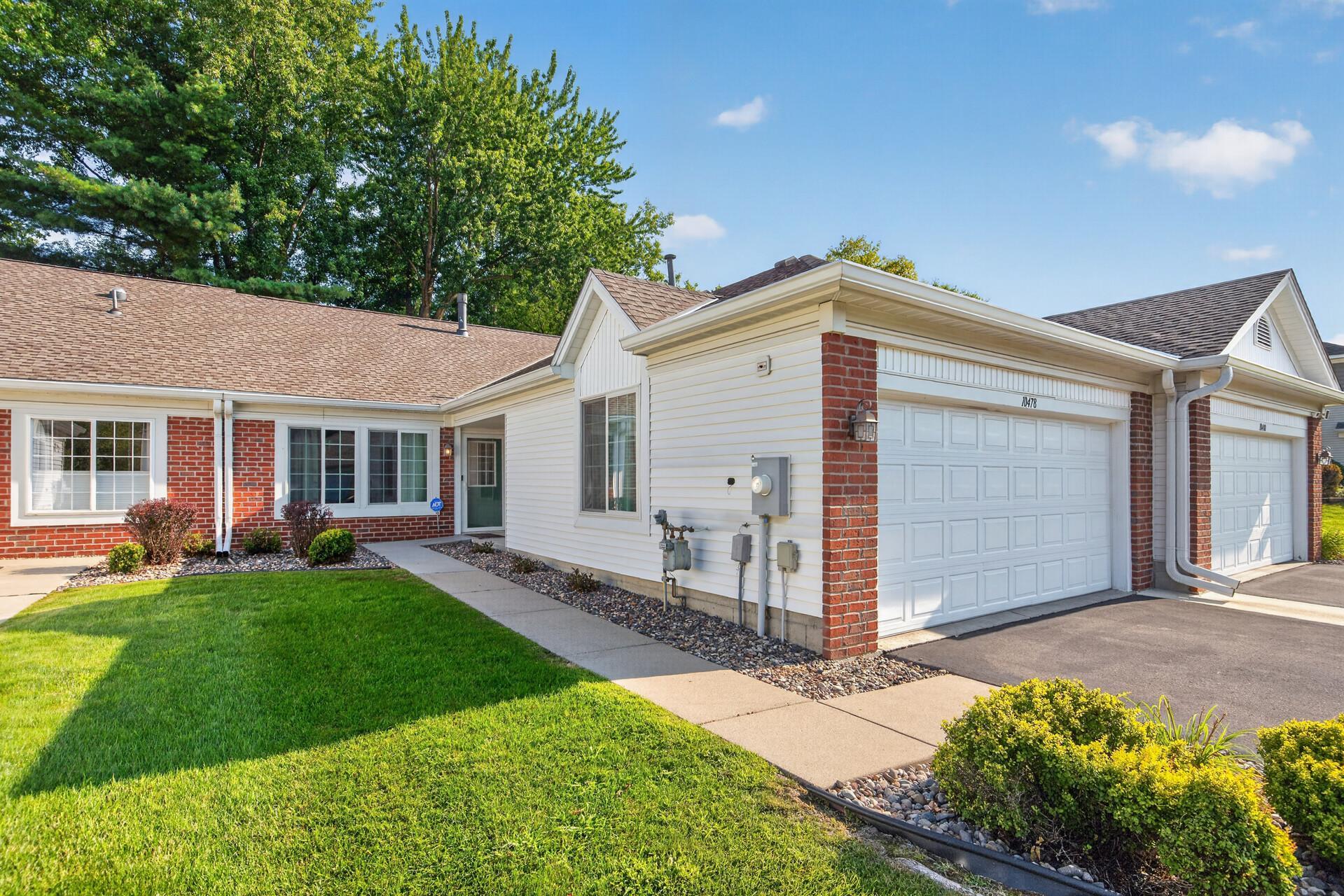 View of (TH) Side x Side at 10478 Bay View Lane, Woodbury - Mike Wilen | Minnesota Team Real Estate