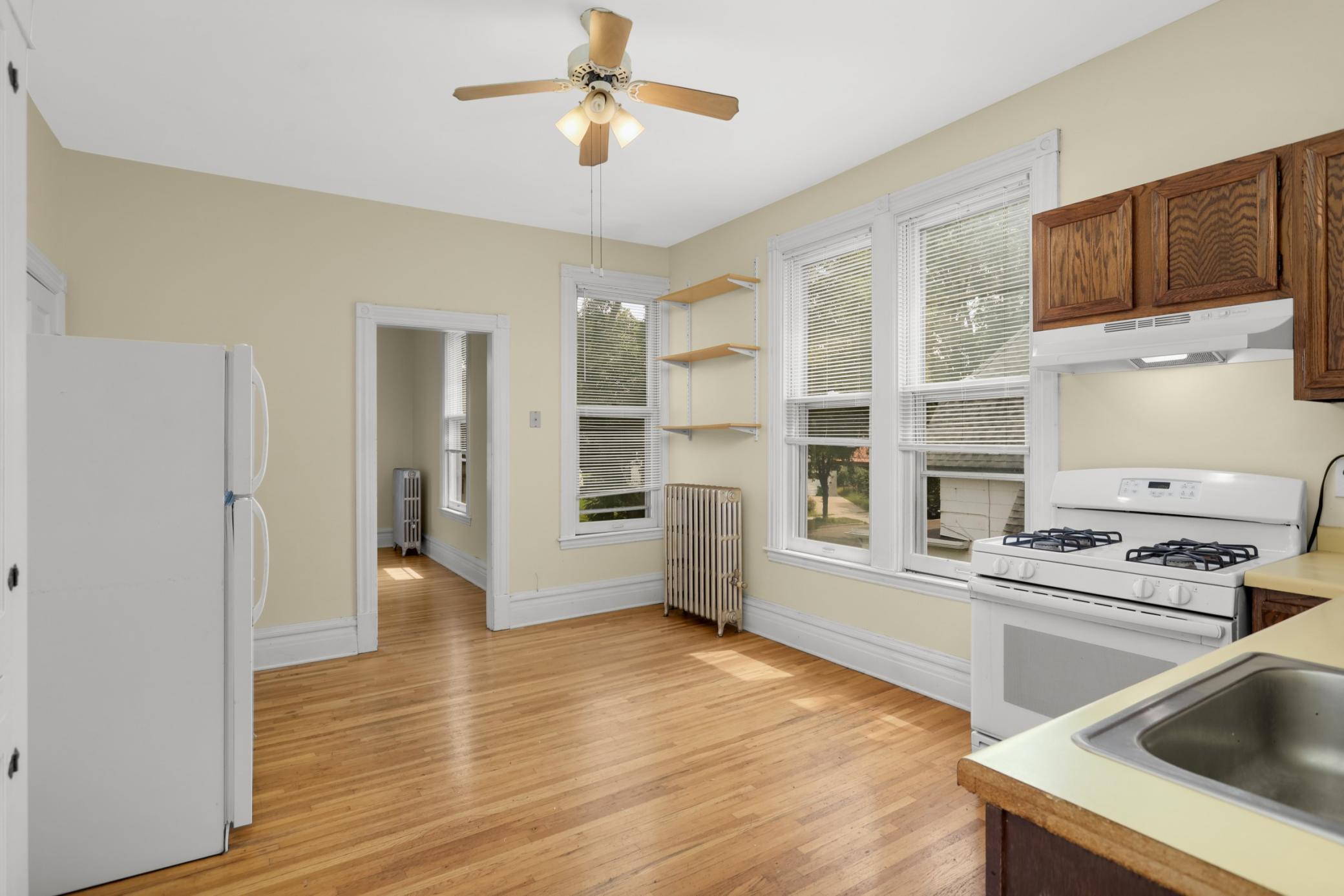 View of Residential Income at 330 4th Street, Minneapolis MN 55413, Minneapolis (24 of 45) - Mike Wilen | Minnesota Team Real Estate