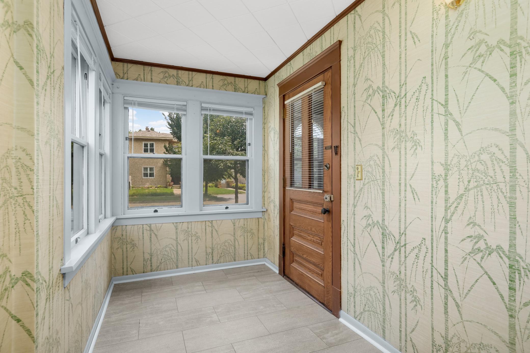 View of Residential Income at 330 4th Street, Minneapolis MN 55413, Minneapolis (13 of 45) - Mike Wilen | Minnesota Team Real Estate