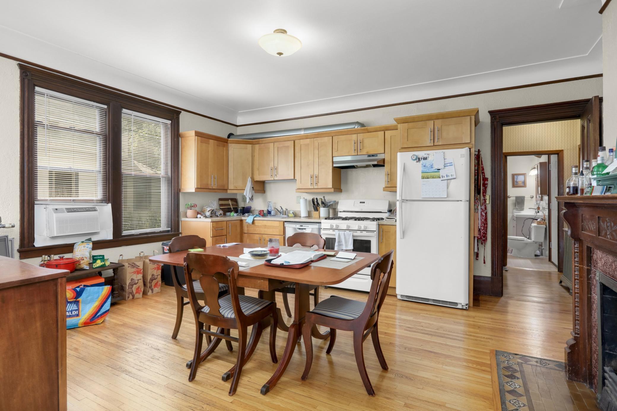 View of Residential Income at 330 4th Street, Minneapolis MN 55413, Minneapolis (7 of 45) - Mike Wilen | Minnesota Team Real Estate