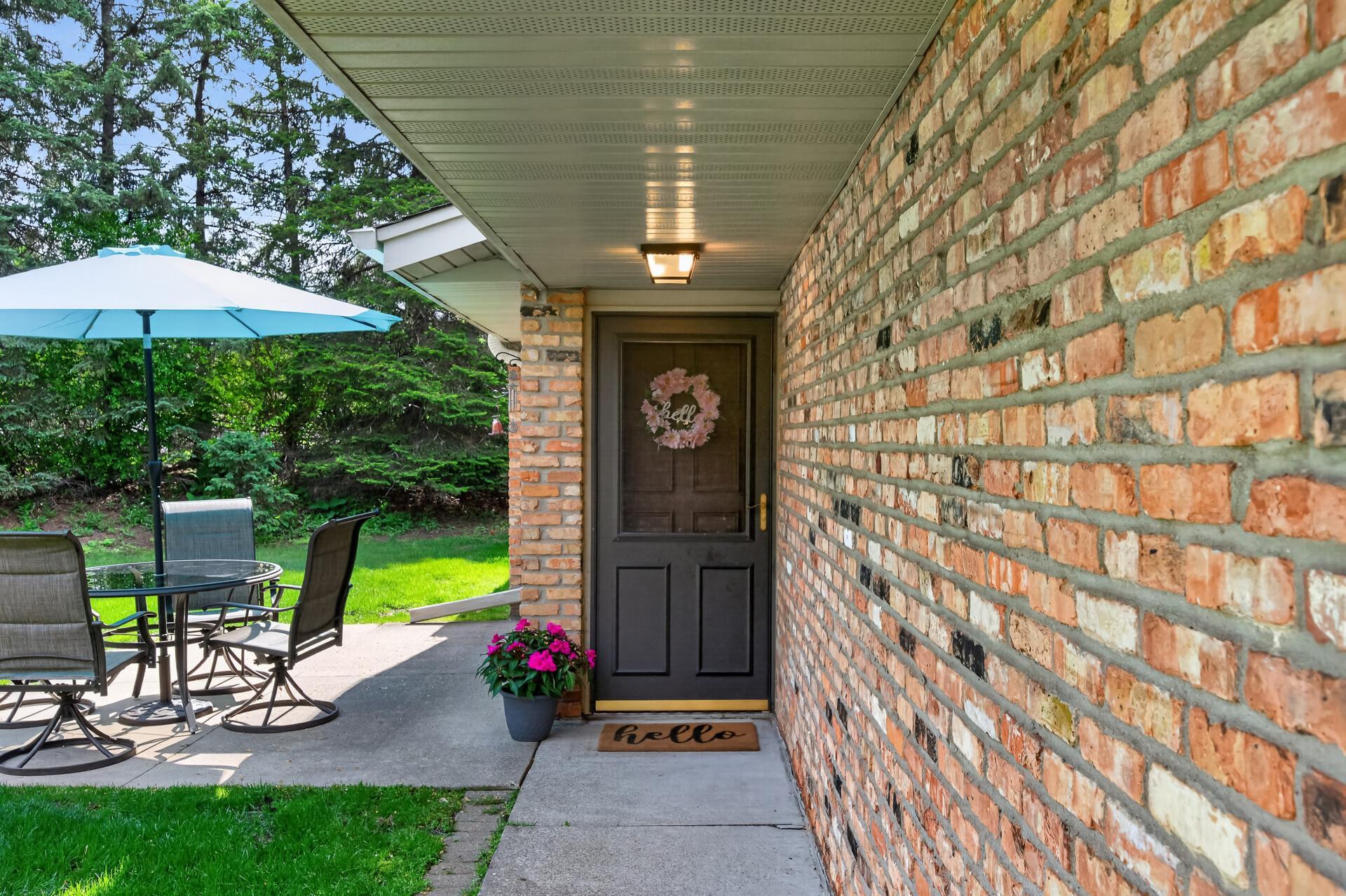 View of Residential at 9601 Lonsdale Circle, Minnetonka MN 55305, Minnetonka (23 of 27) - Mike Wilen | Minnesota Team Real Estate