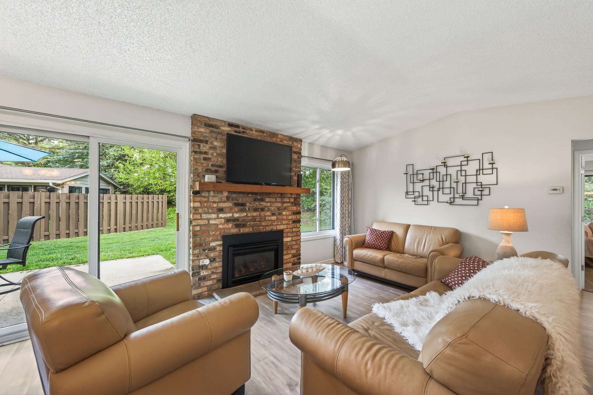 View of Residential at 9601 Lonsdale Circle, Minnetonka MN 55305, Minnetonka (2 of 27) - Mike Wilen | Minnesota Team Real Estate