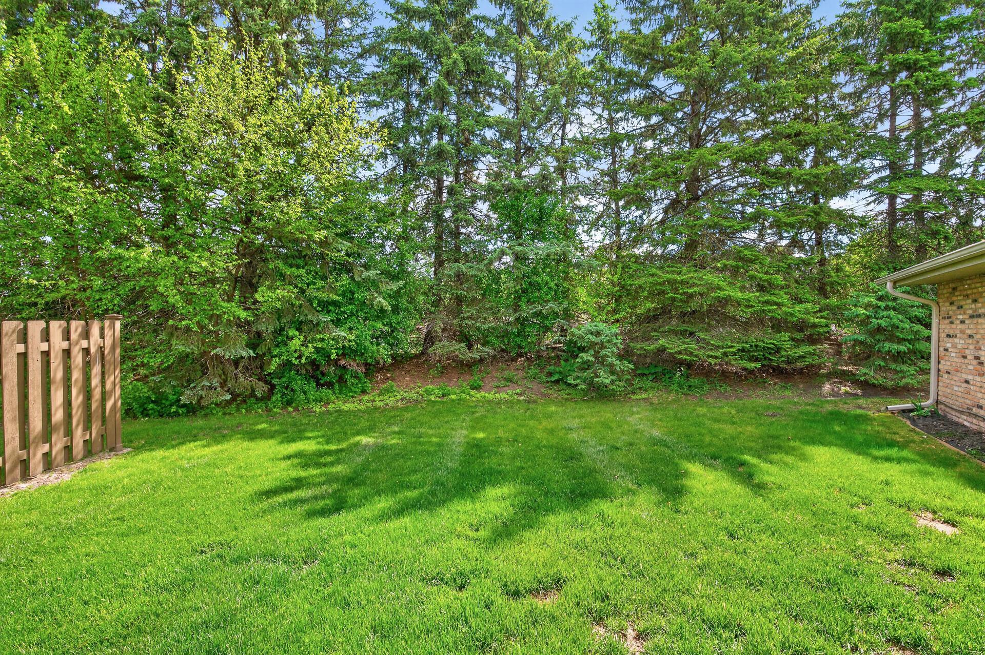 View of Residential at 9601 Lonsdale Circle, Minnetonka MN 55305, Minnetonka (25 of 27) - Mike Wilen | Minnesota Team Real Estate