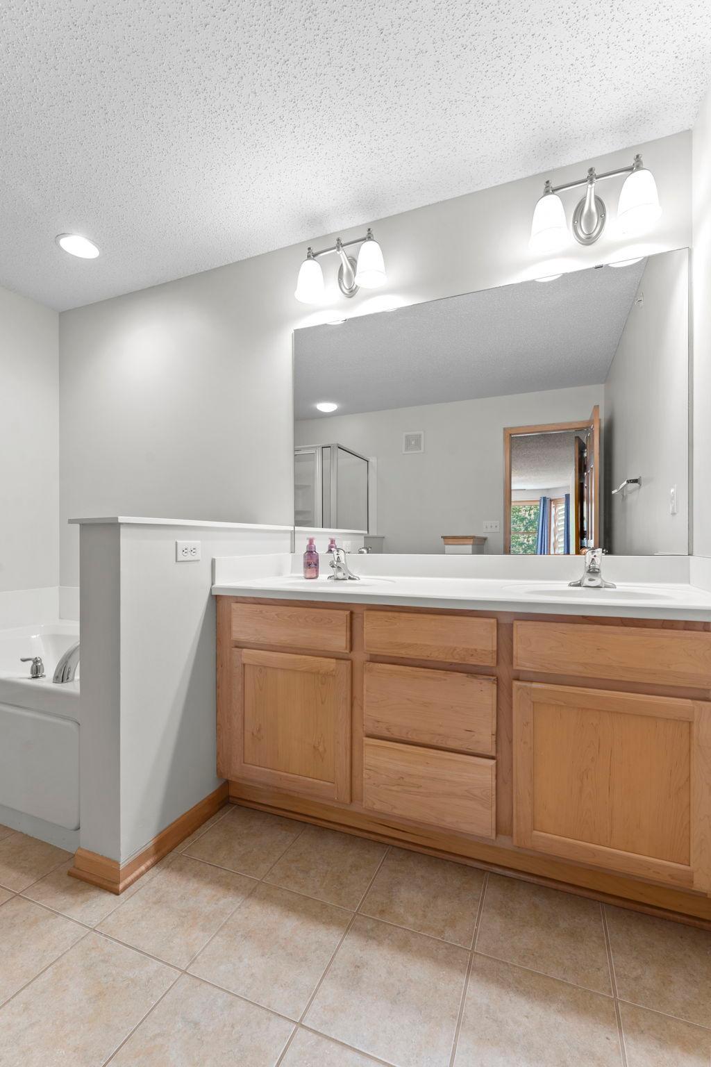View of Residential at 11159 Kinsley Street, Eden Prairie MN 55344, Eden Prairie (29 of 56) - Mike Wilen | Minnesota Team Real Estate