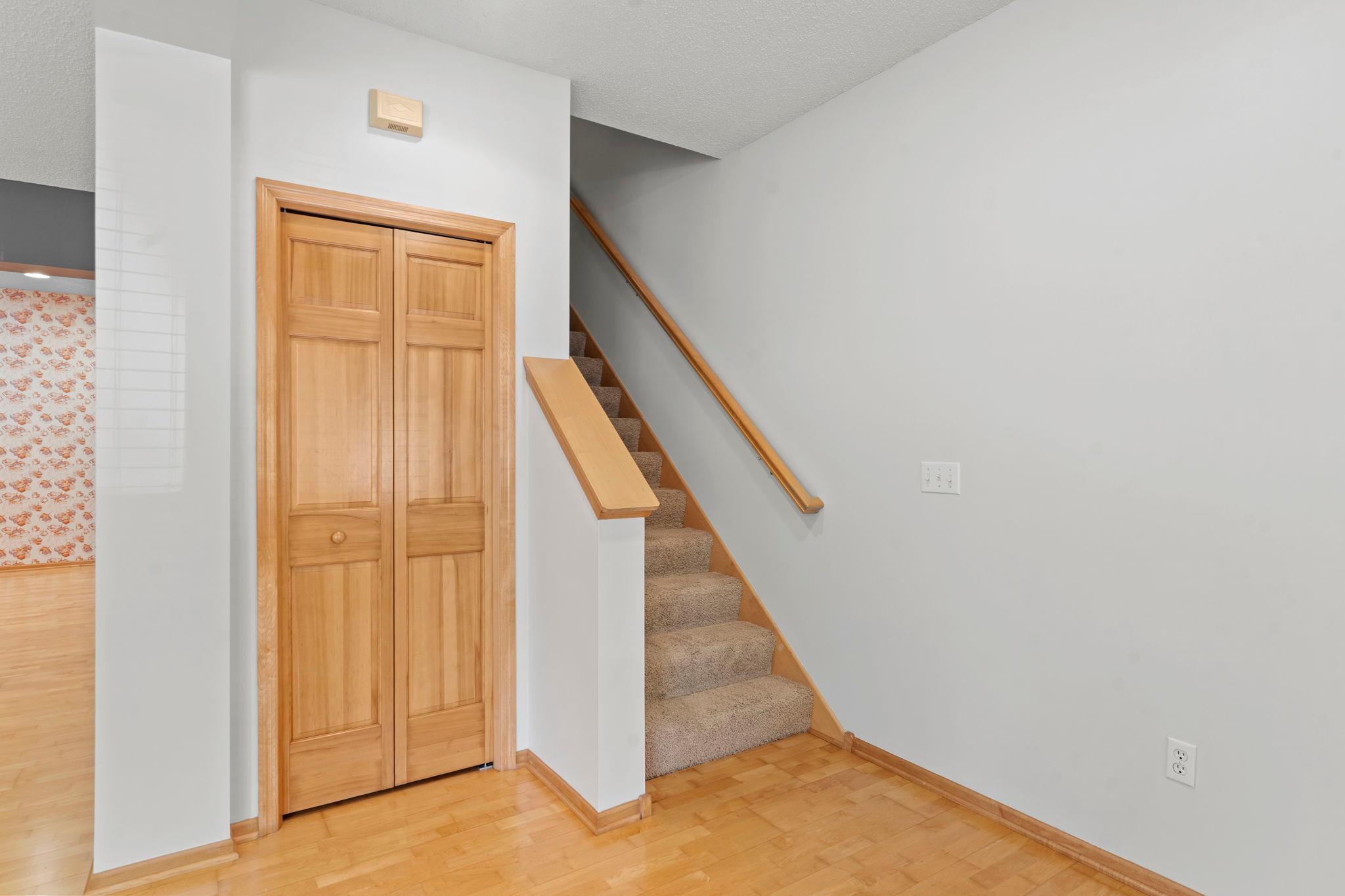View of Residential at 11159 Kinsley Street, Eden Prairie MN 55344, Eden Prairie (21 of 56) - Mike Wilen | Minnesota Team Real Estate