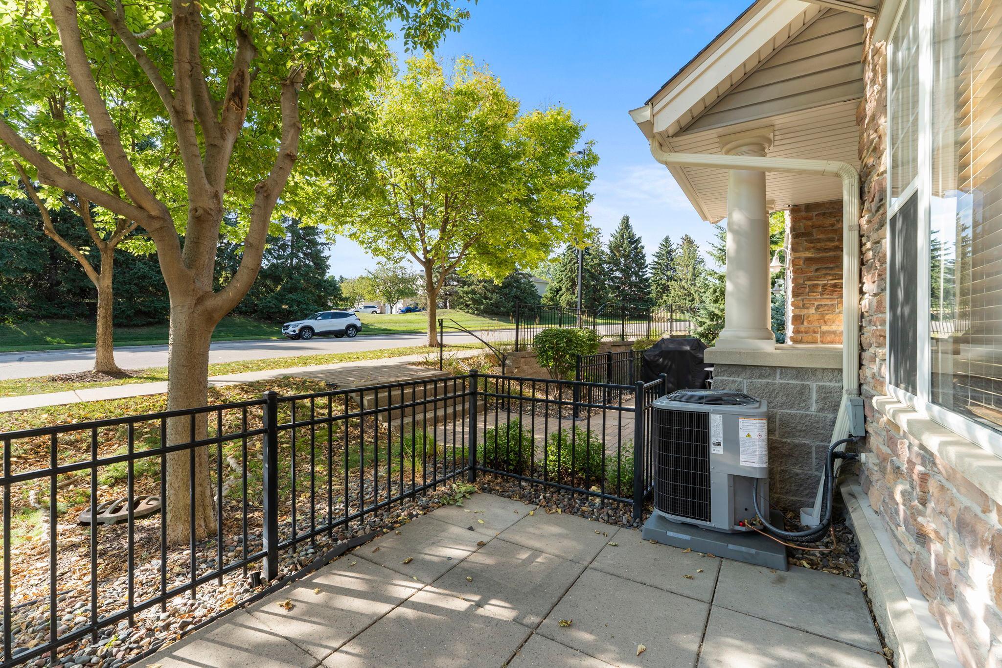 View of Residential at 11159 Kinsley Street, Eden Prairie MN 55344, Eden Prairie (51 of 56) - Mike Wilen | Minnesota Team Real Estate