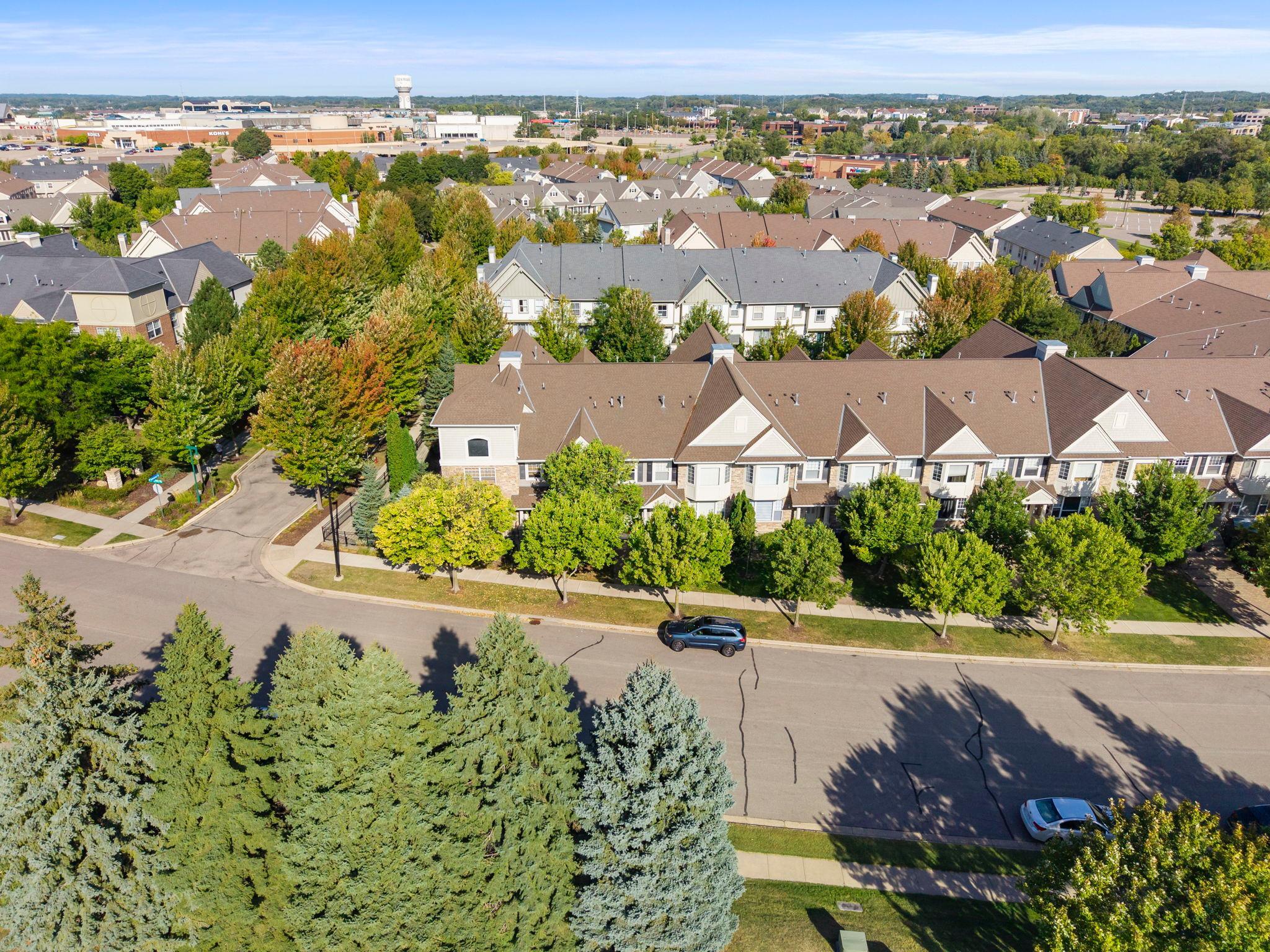 View of Residential at 11159 Kinsley Street, Eden Prairie MN 55344, Eden Prairie (53 of 56) - Mike Wilen | Minnesota Team Real Estate
