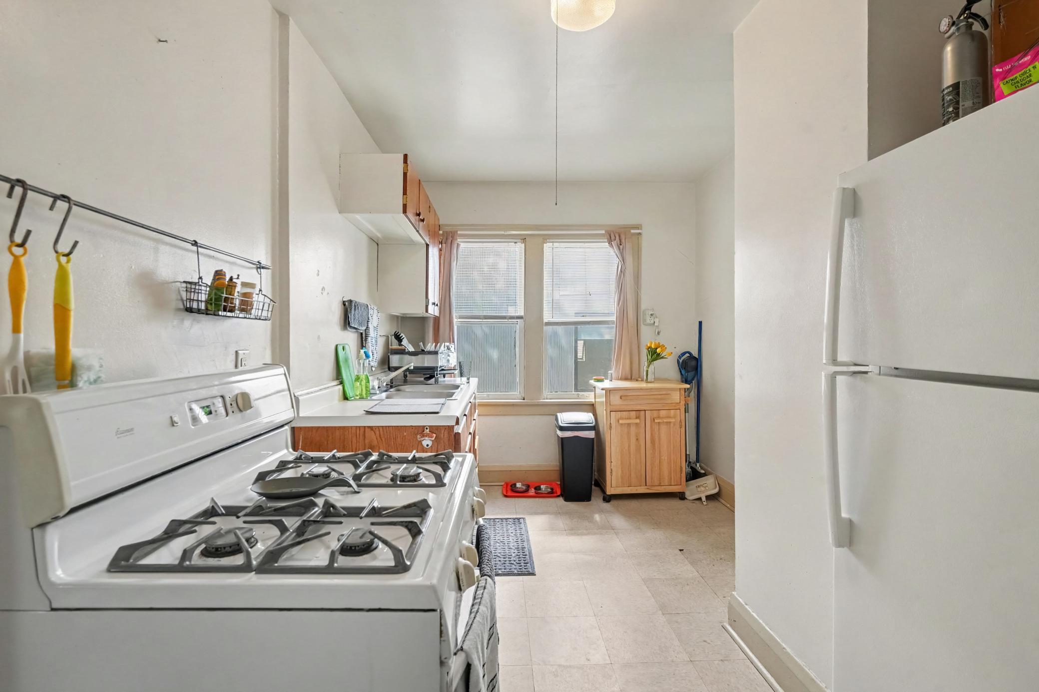 View of Residential Income at 2720 Grand Avenue, Minneapolis MN 55408, Minneapolis (13 of 33) - Mike Wilen | Minnesota Team Real Estate