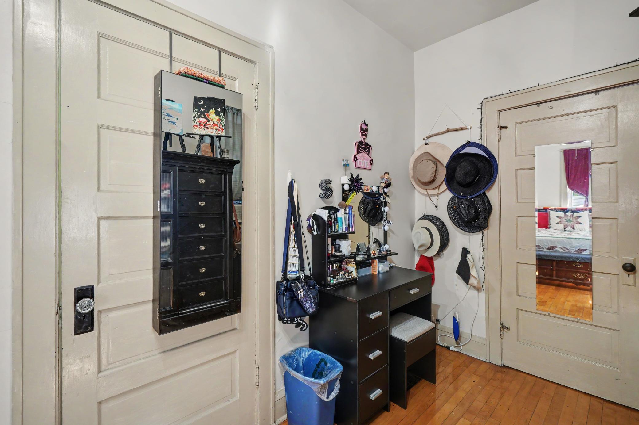 View of Residential Income at 2720 Grand Avenue, Minneapolis MN 55408, Minneapolis (9 of 33) - Mike Wilen | Minnesota Team Real Estate