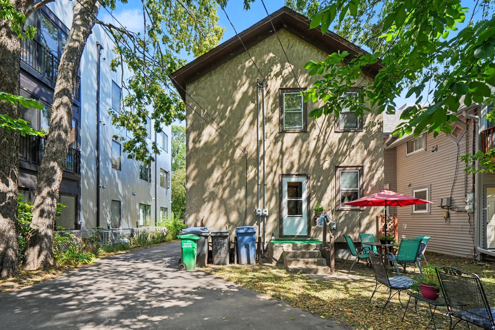 View of Residential Income at 2720 Grand Avenue, Minneapolis MN 55408, Minneapolis (23 of 33) - Mike Wilen | Minnesota Team Real Estate