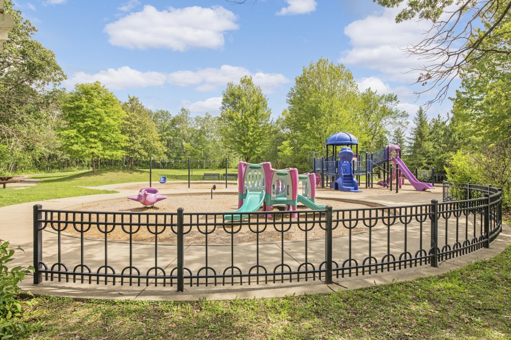 View of Residential at 1405 Independence Avenue, Saint Louis Park MN 55426, Saint Louis Park (24 of 26) - Mike Wilen | Minnesota Team Real Estate