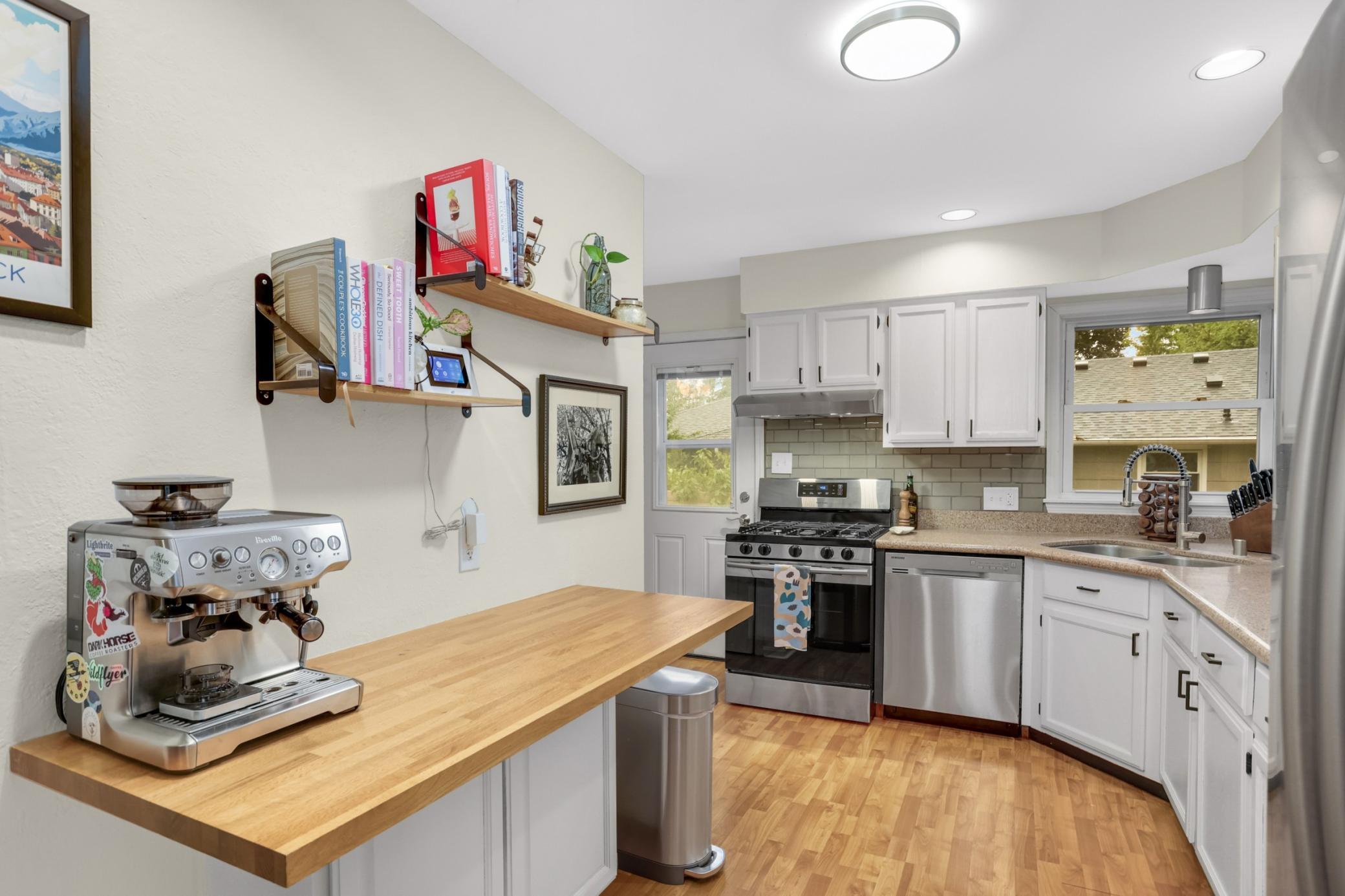View of Residential at 1405 Independence Avenue, Saint Louis Park MN 55426, Saint Louis Park (6 of 26) - Mike Wilen | Minnesota Team Real Estate