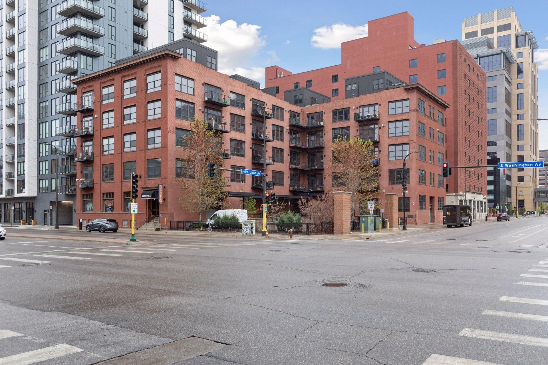 View of Residential at 607 Washington Avenue #307, Minneapolis MN 55415, Minneapolis (32 of 44) - Mike Wilen | Minnesota Team Real Estate