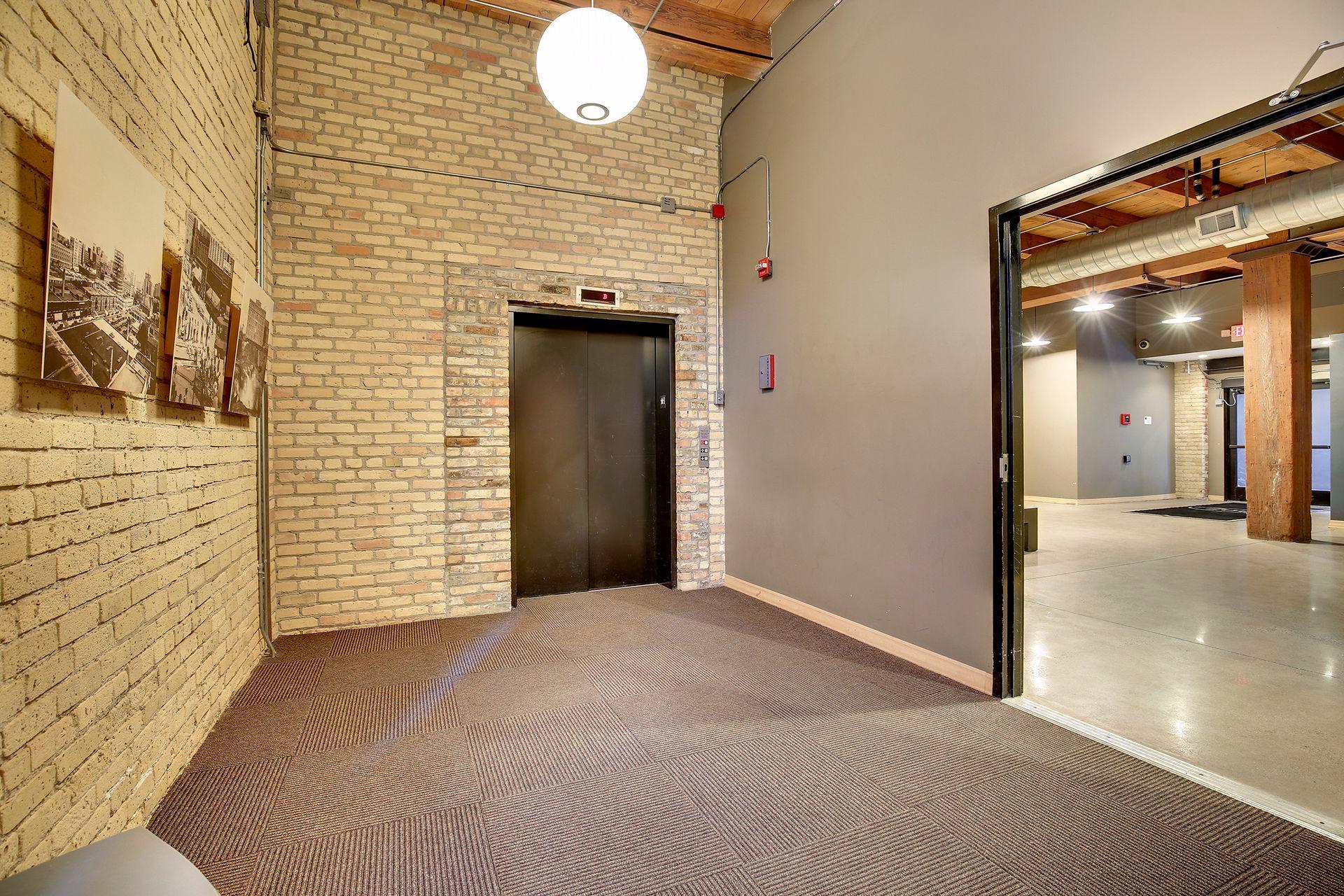 View of Residential at 607 Washington Avenue #307, Minneapolis MN 55415, Minneapolis (38 of 44) - Mike Wilen | Minnesota Team Real Estate