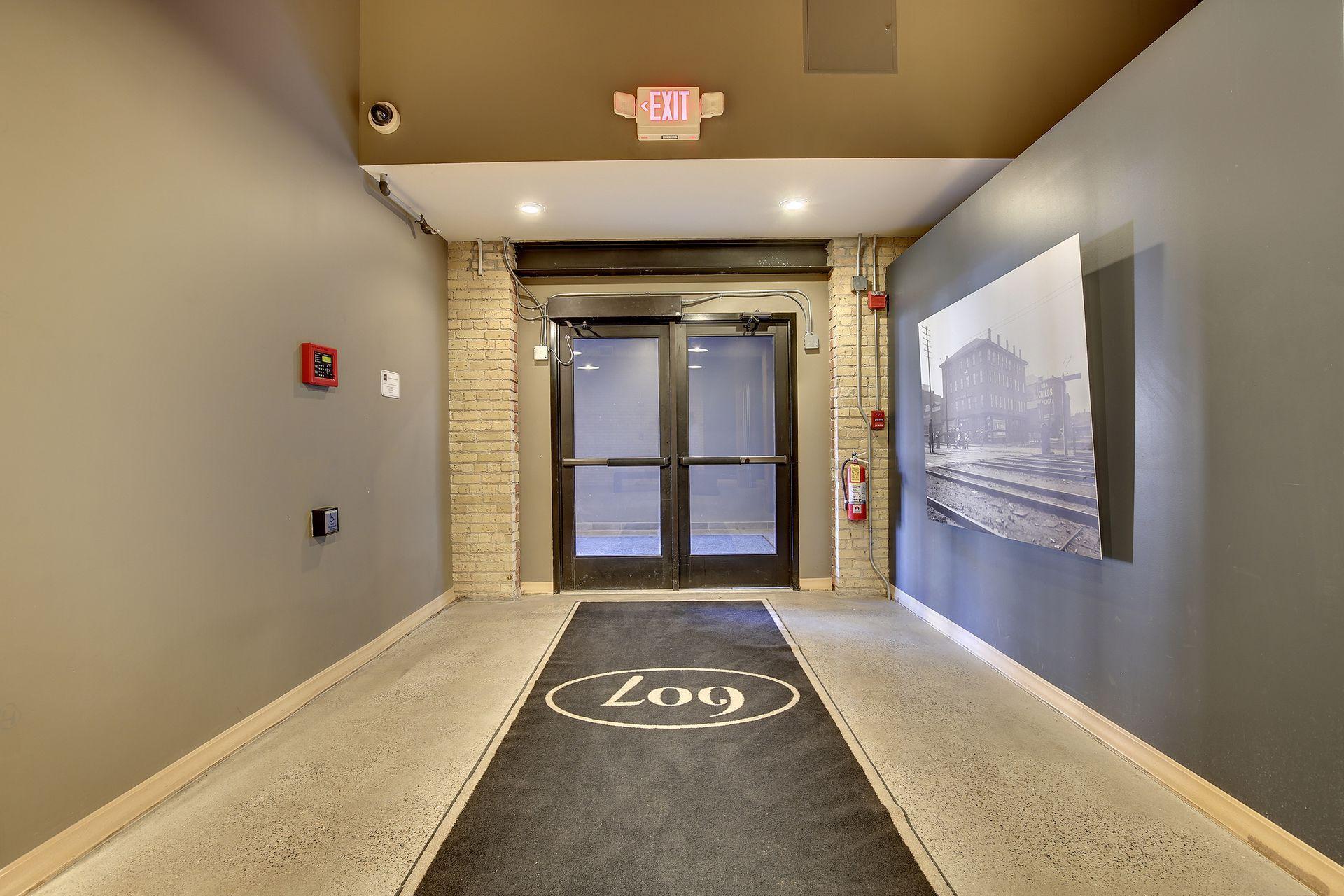 View of Residential at 607 Washington Avenue #307, Minneapolis MN 55415, Minneapolis (41 of 44) - Mike Wilen | Minnesota Team Real Estate