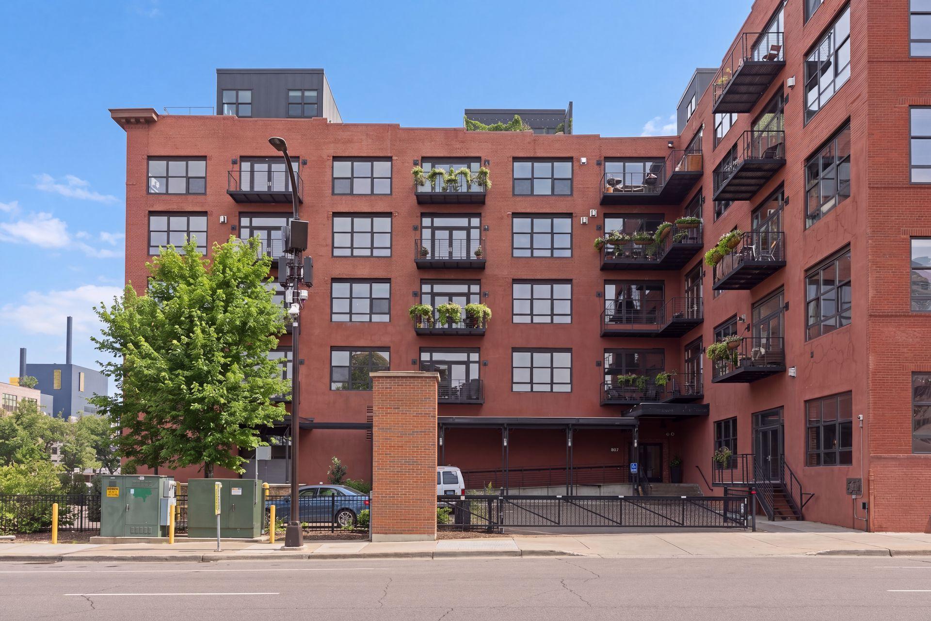 View of Residential at 607 Washington Avenue #307, Minneapolis MN 55415, Minneapolis (31 of 44) - Mike Wilen | Minnesota Team Real Estate