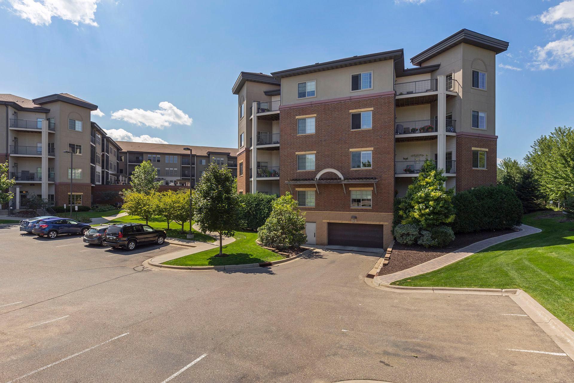 View of Residential at 7100 Metro Boulevard #415, Edina MN 55439, Edina (65 of 70) - Mike Wilen | Minnesota Team Real Estate
