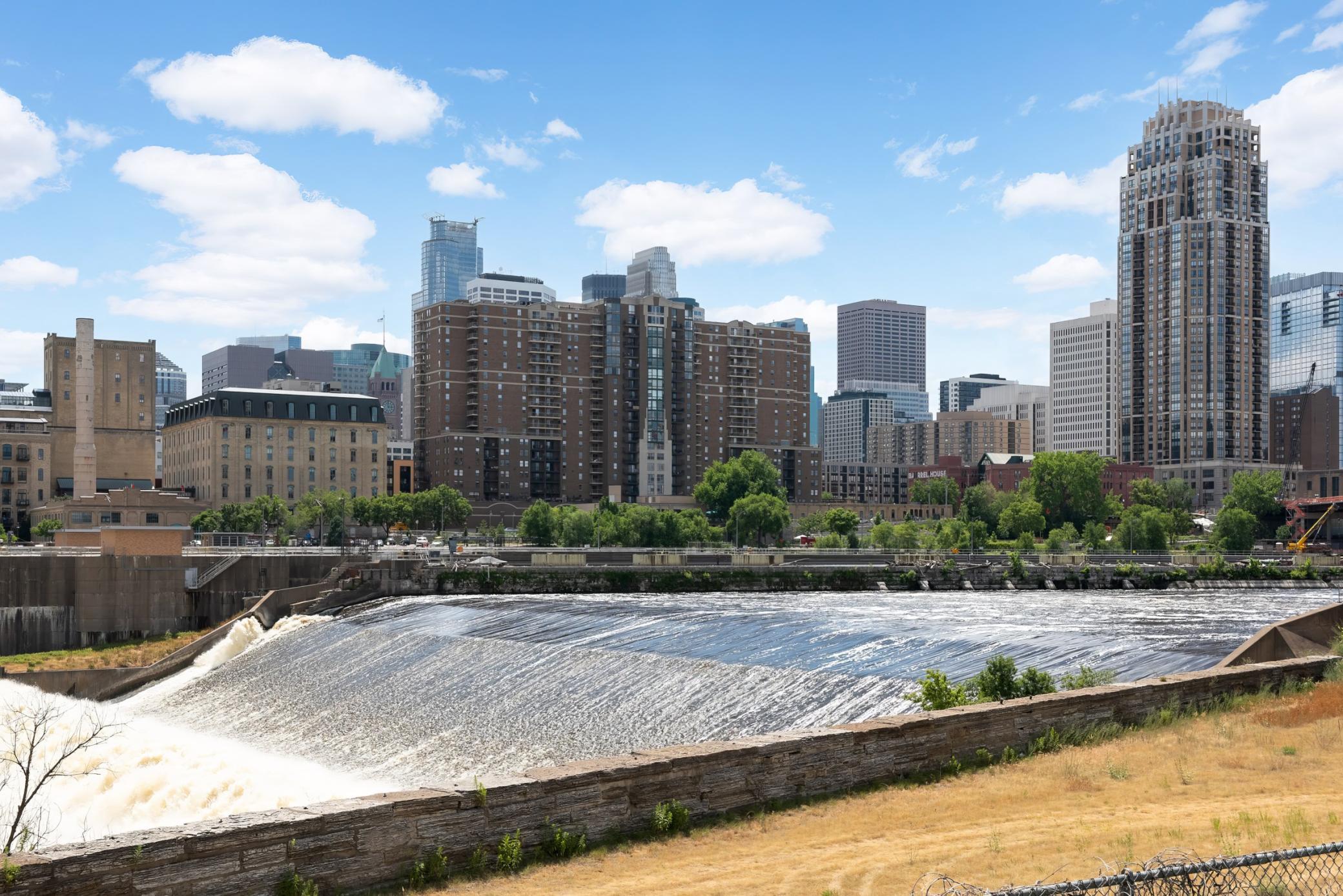 View of Residential Income at 435 Madison Street, Minneapolis MN 55413, Minneapolis (23 of 30) - Mike Wilen | Minnesota Team Real Estate