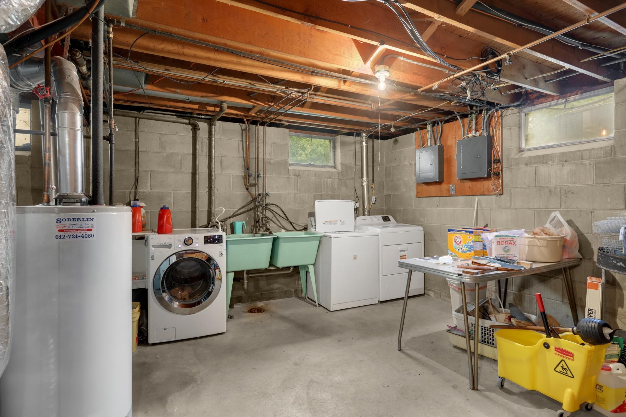 View of Residential Income at 435 Madison Street, Minneapolis MN 55413, Minneapolis (13 of 30) - Mike Wilen | Minnesota Team Real Estate