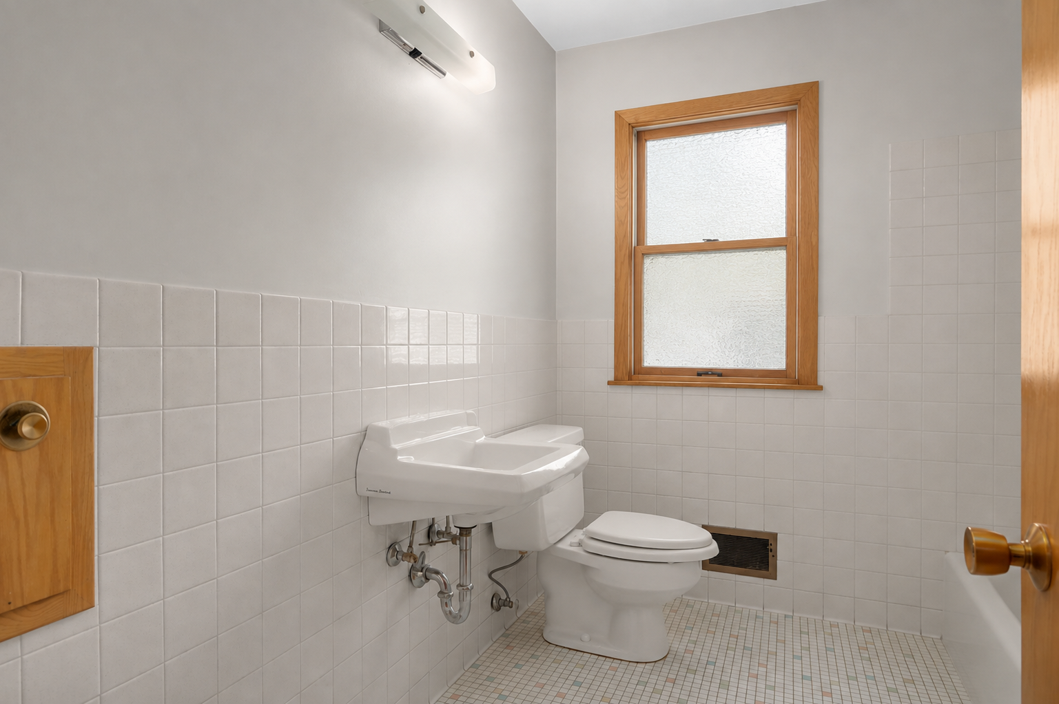 View of Residential Income at 435 Madison Street, Minneapolis MN 55413, Minneapolis (11 of 30) - Mike Wilen | Minnesota Team Real Estate