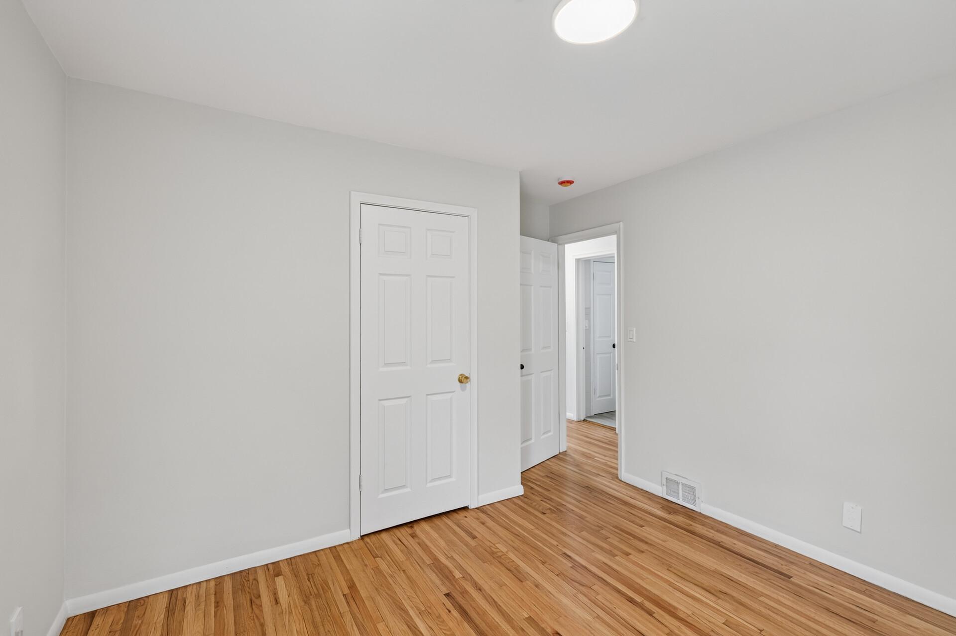 View of Residential at 1859 Hoyt Avenue, Saint Paul MN 55119, Saint Paul (11 of 25) - Mike Wilen | Minnesota Team Real Estate