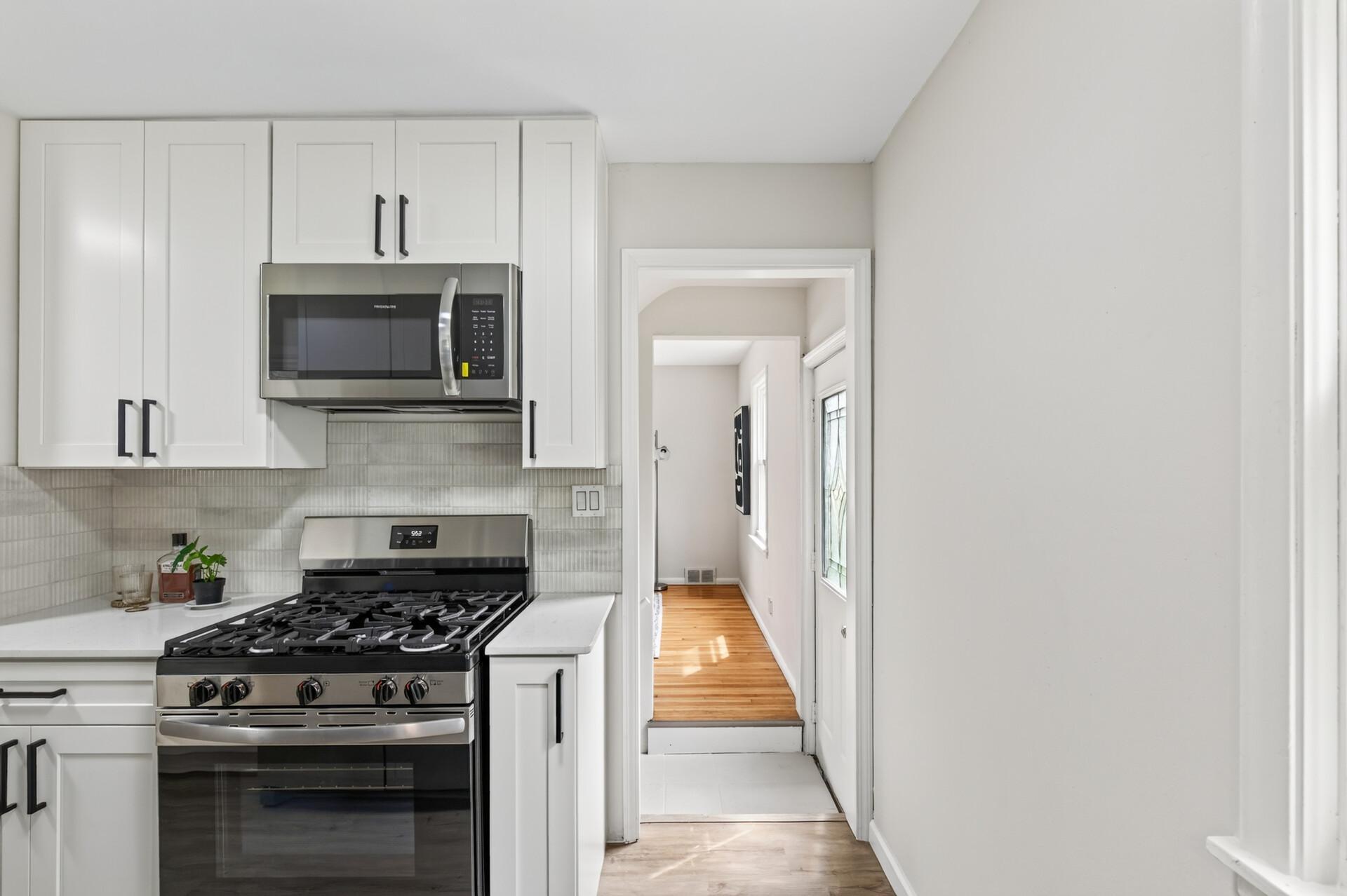 View of Residential at 1859 Hoyt Avenue, Saint Paul MN 55119, Saint Paul (4 of 25) - Mike Wilen | Minnesota Team Real Estate