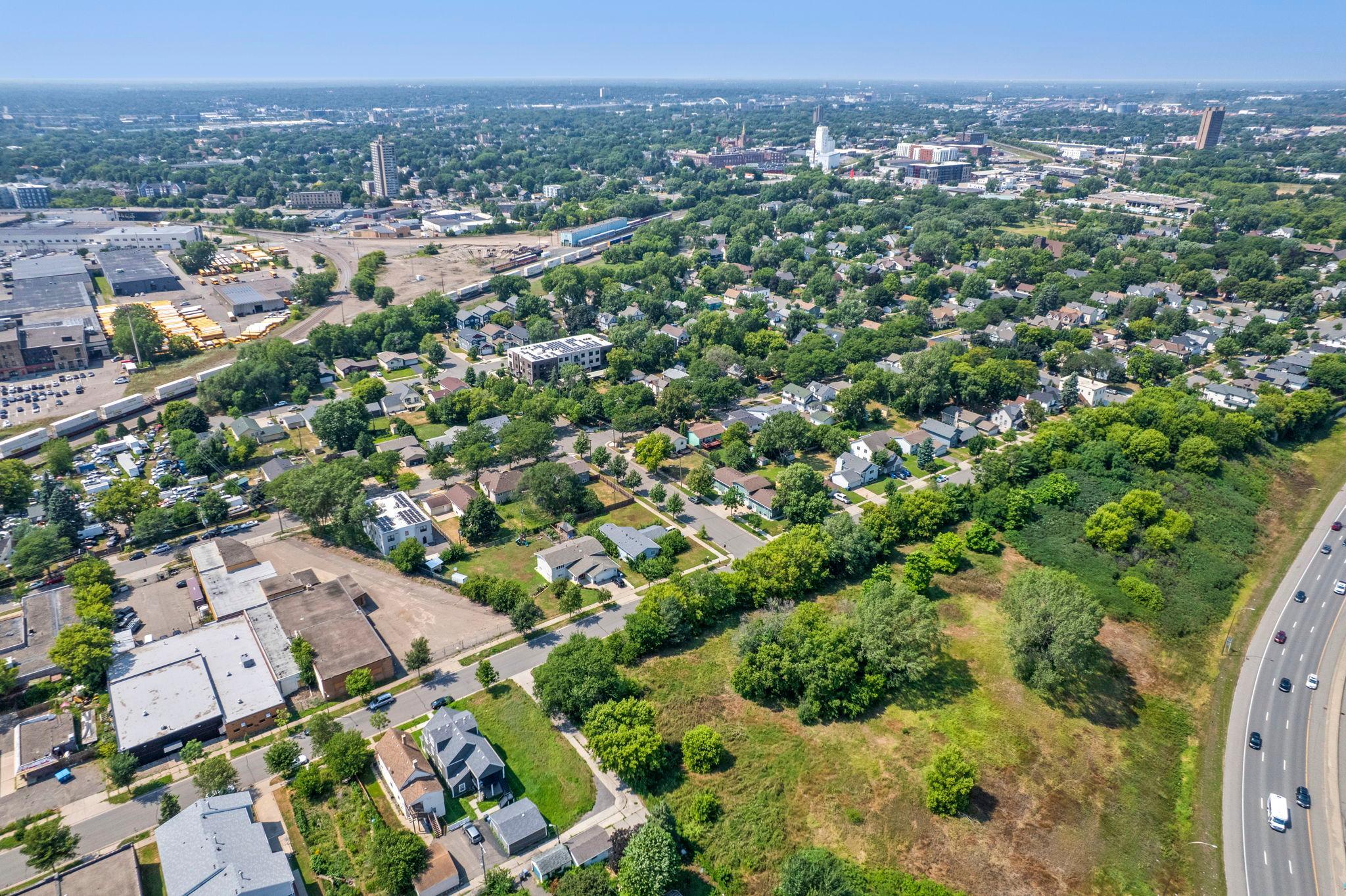 View of Residential at 403 Pierce Street, Minneapolis MN 55413, Minneapolis (71 of 76) - Mike Wilen | Minnesota Team Real Estate