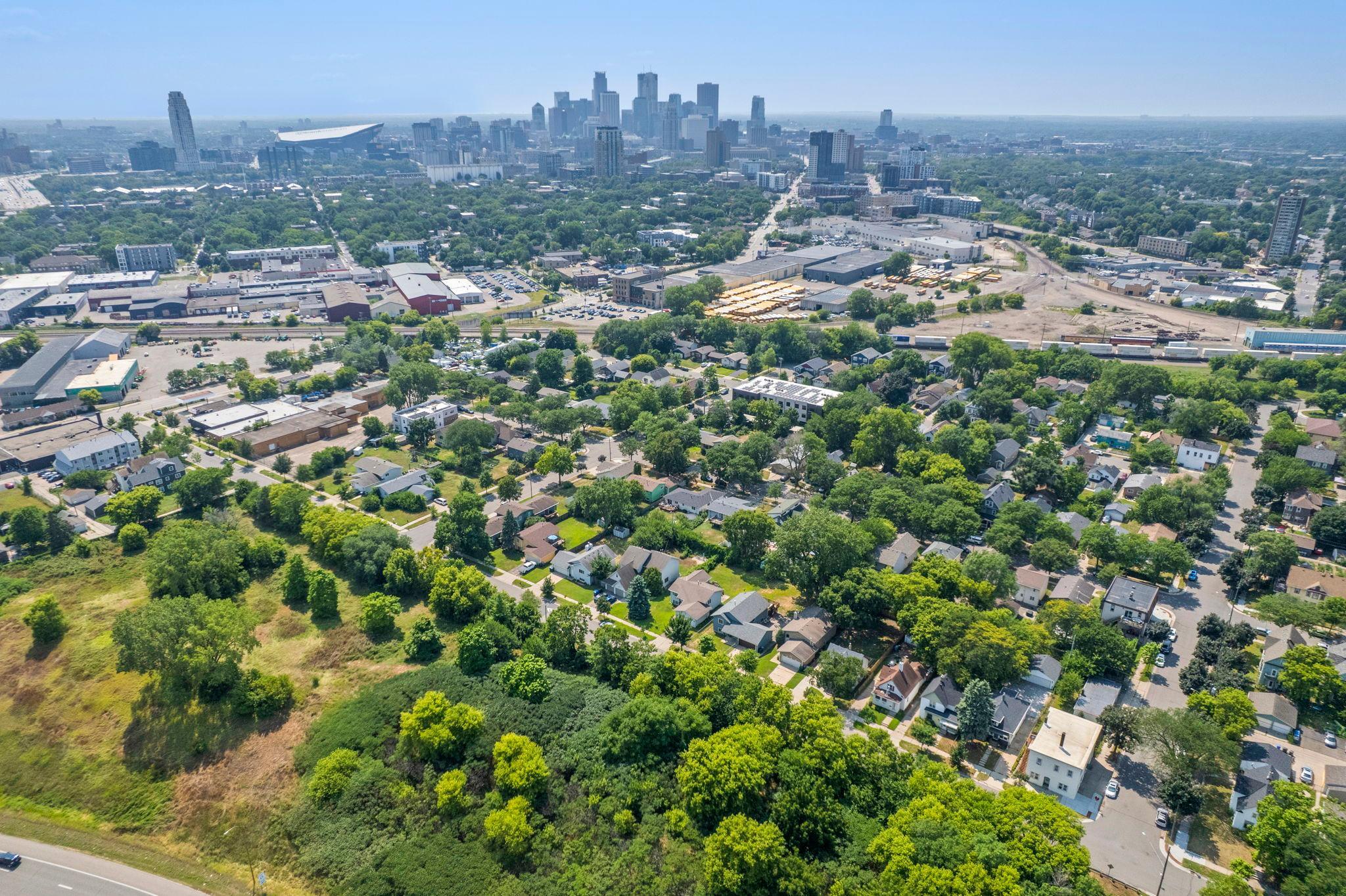 View of Residential at 403 Pierce Street, Minneapolis MN 55413, Minneapolis (70 of 76) - Mike Wilen | Minnesota Team Real Estate