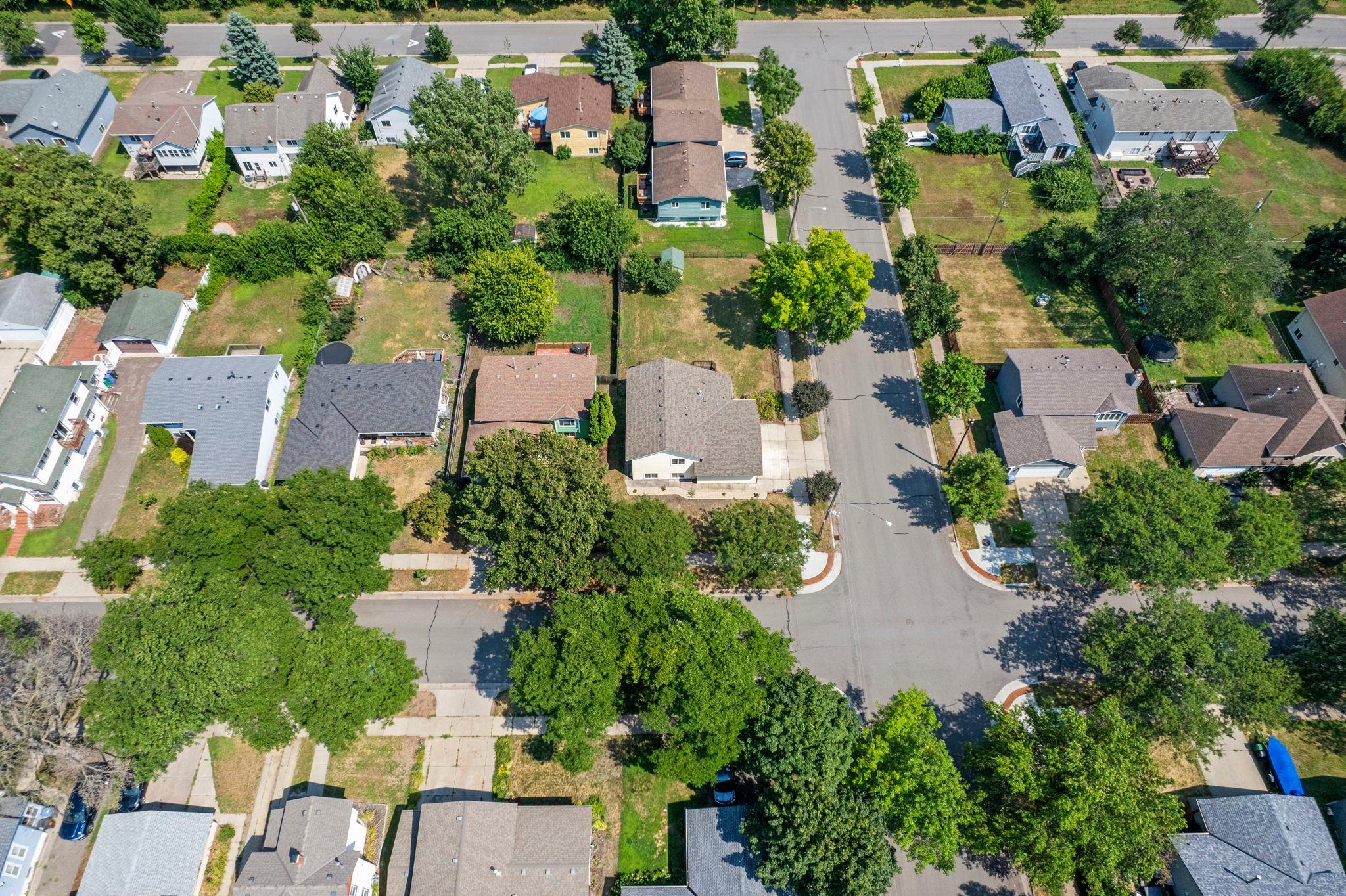 View of Residential at 403 Pierce Street, Minneapolis MN 55413, Minneapolis (66 of 76) - Mike Wilen | Minnesota Team Real Estate