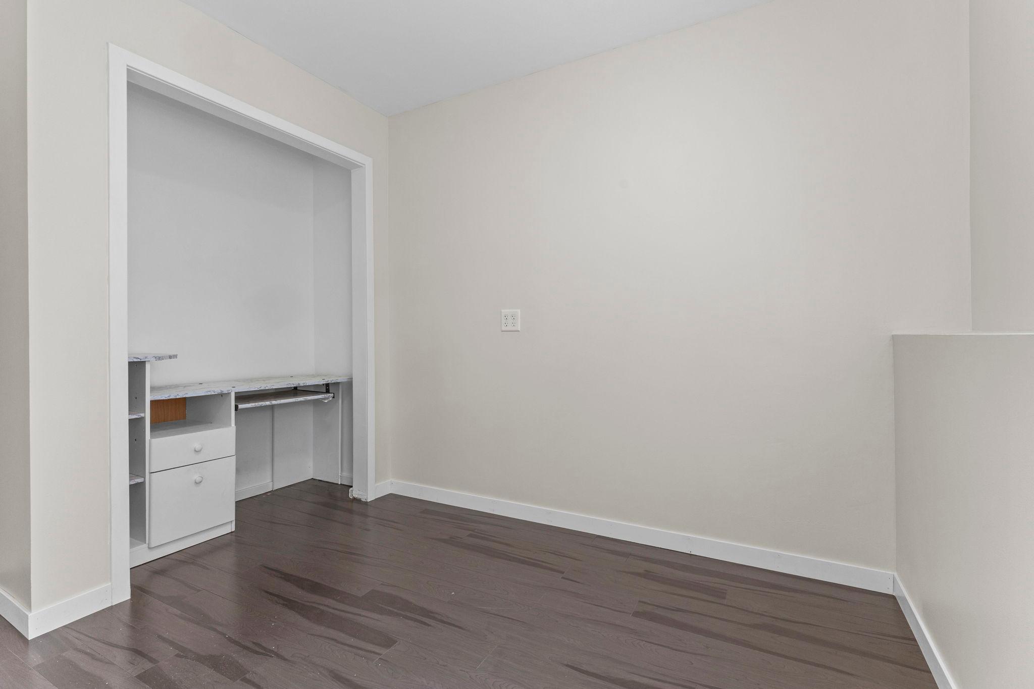View of Residential at 403 Pierce Street, Minneapolis MN 55413, Minneapolis (36 of 76) - Mike Wilen | Minnesota Team Real Estate